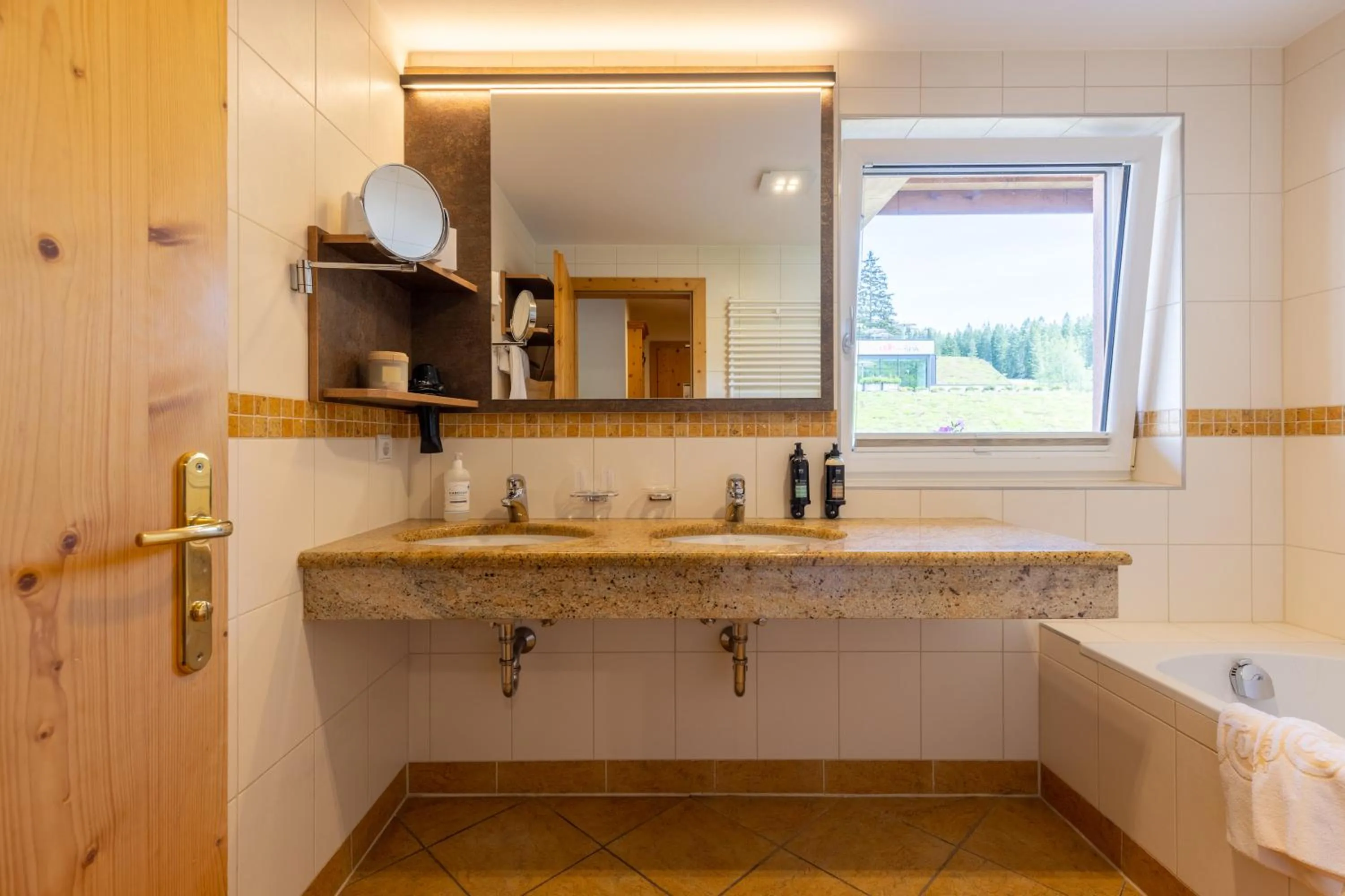 Bathroom in Moseralm Dolomiti Hideaway