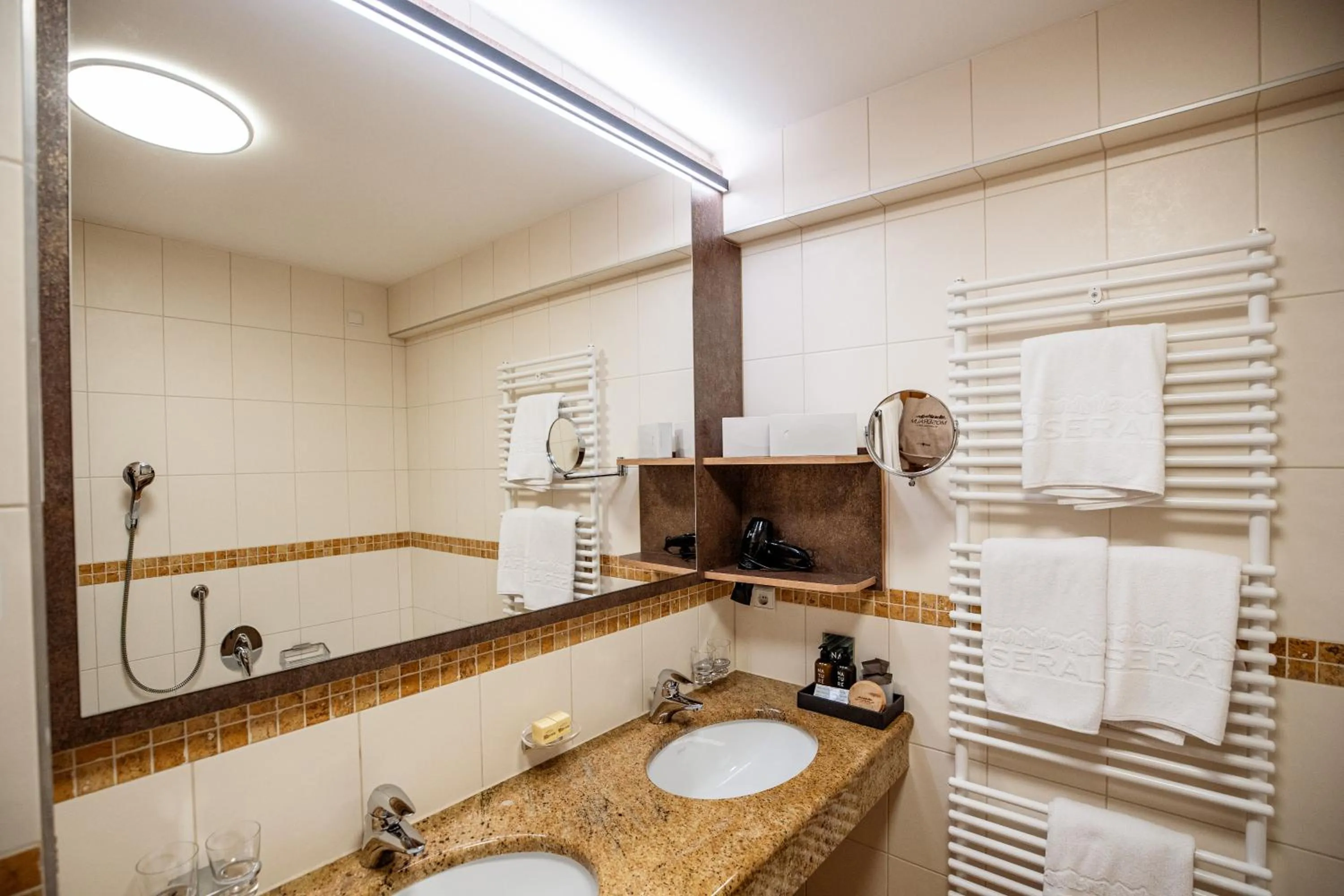 Bathroom in Moseralm Dolomiti Hideaway