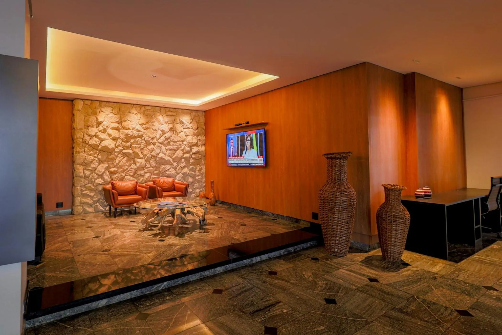 TV and multimedia in Antonio´s Palace Hotel