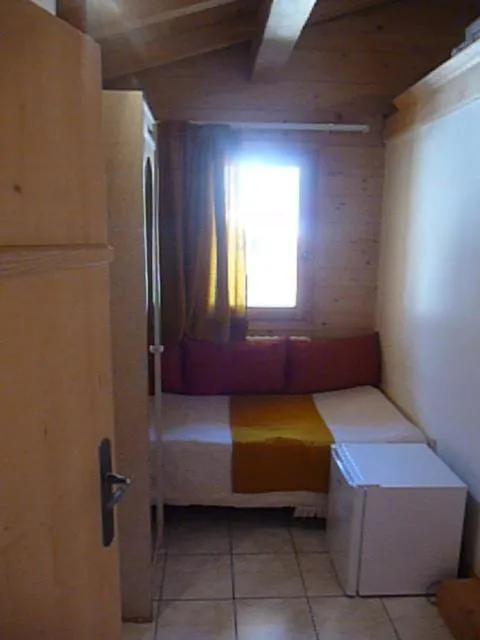 Bed in Apart'hotel & Spa "La Destière"