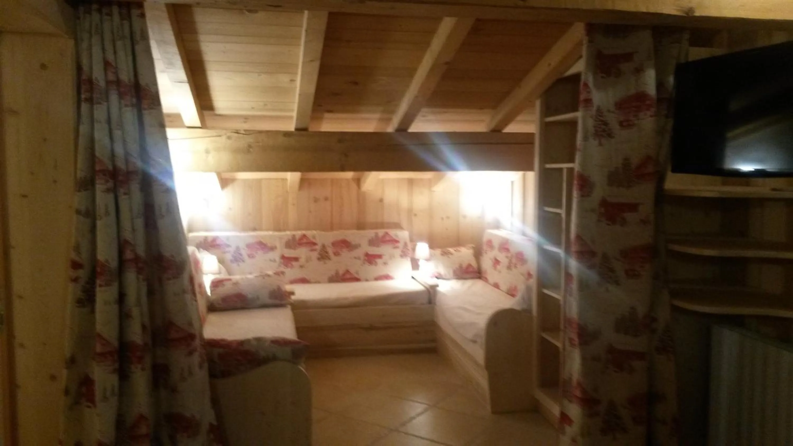 Seating area, Bed in Apart'hotel & Spa "La Destière"