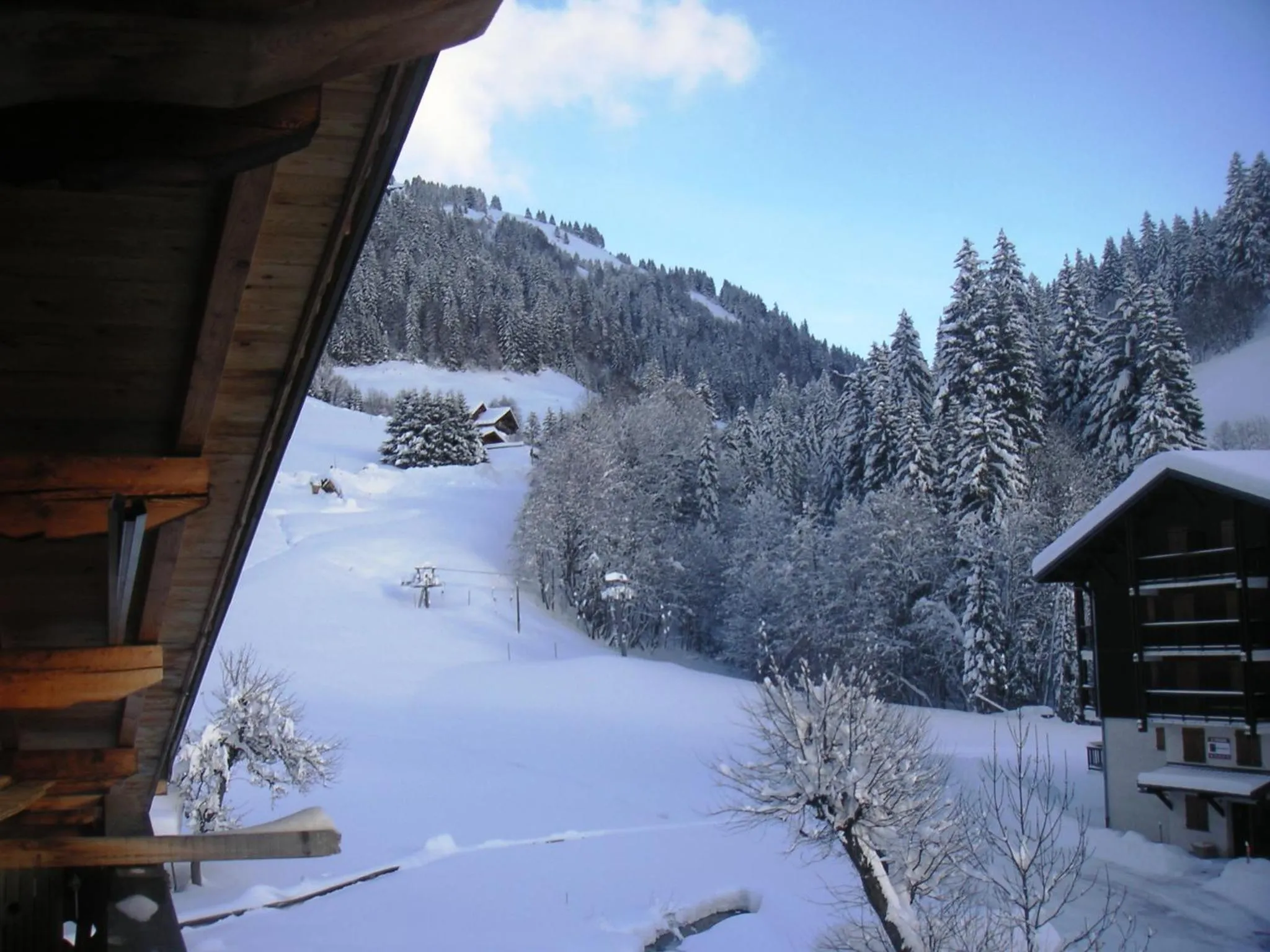 Facade/entrance in Apart'hotel & Spa "La Destière"