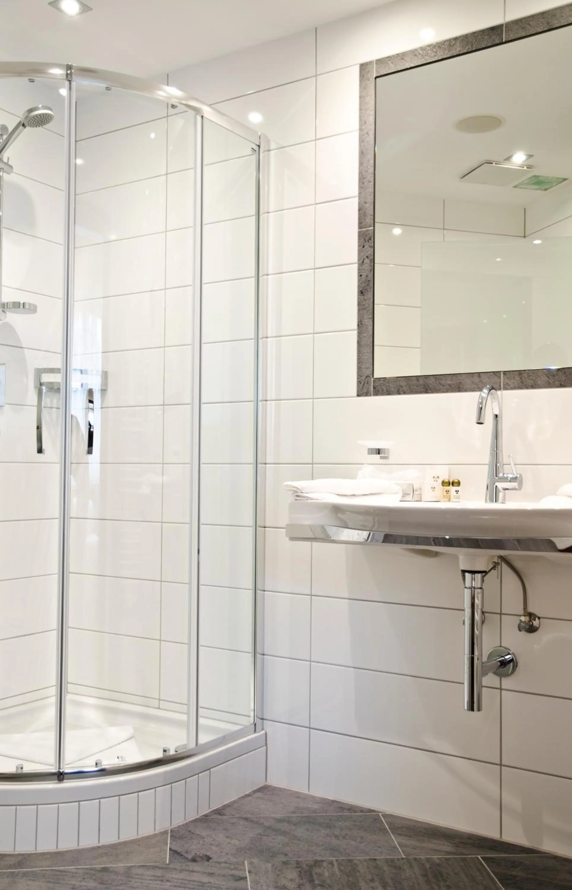 Bathroom in Hotel Garni Arosa