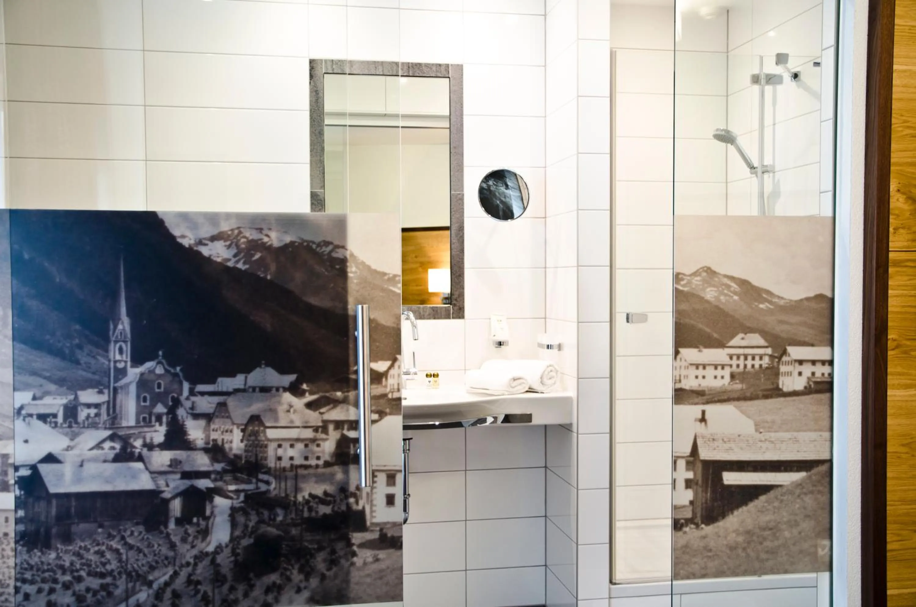 Shower in Hotel Garni Arosa