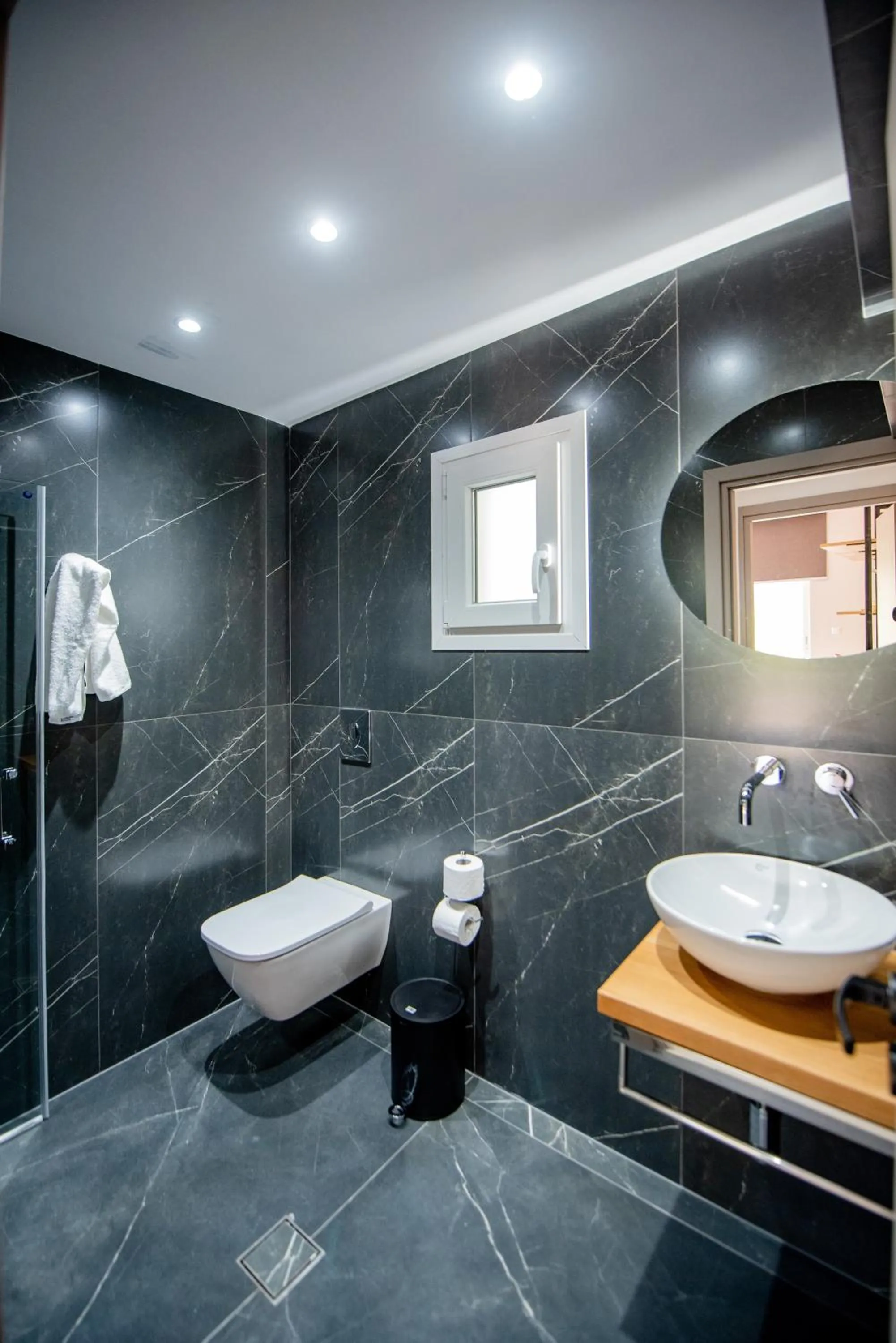 Shower in Sokrates Studios