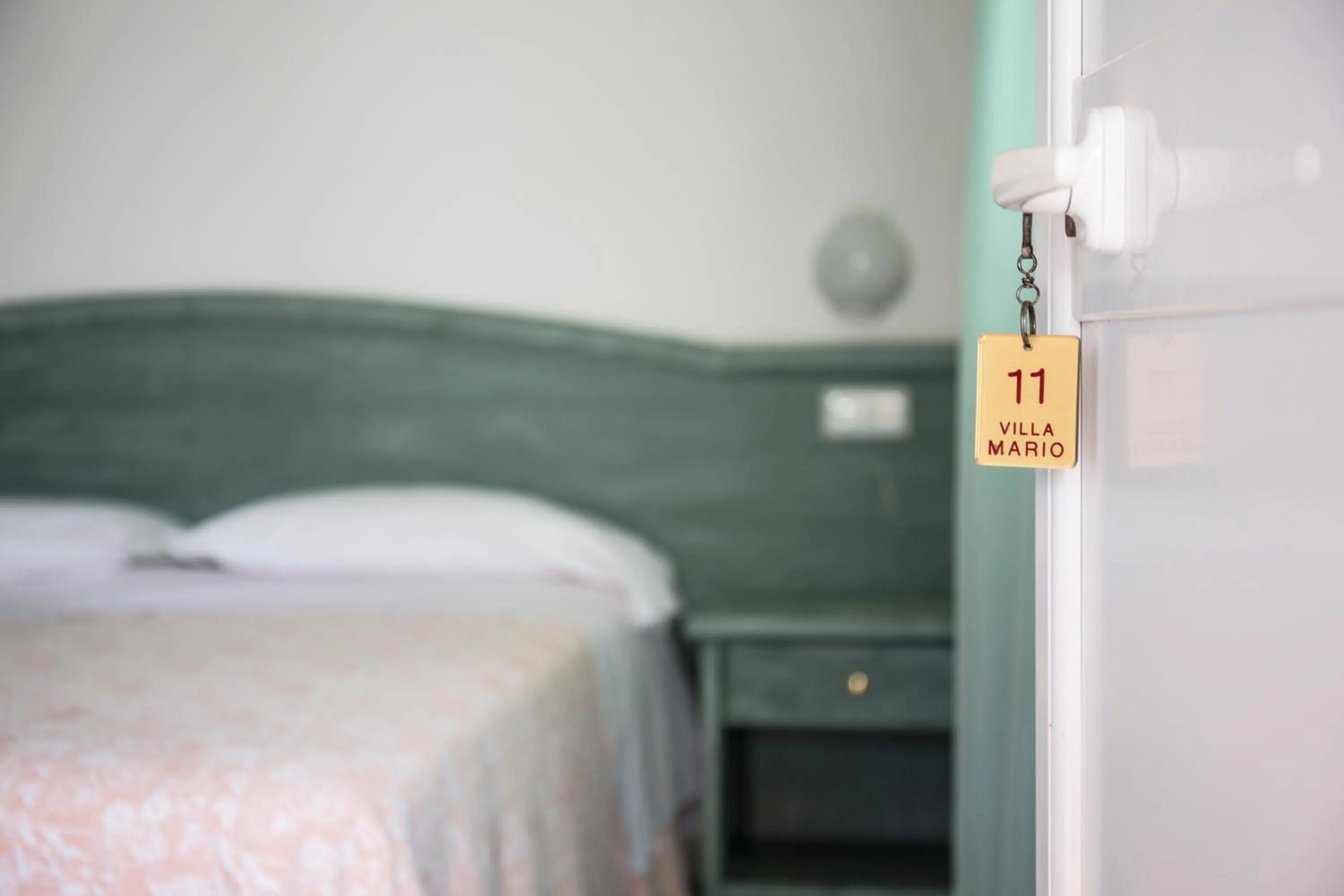 Bed in Albergo Villa Mario