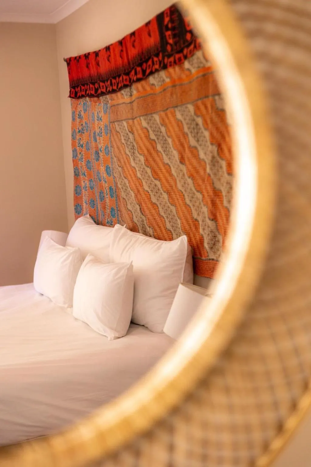 Bed in THE BIG - Luxury Backpackers