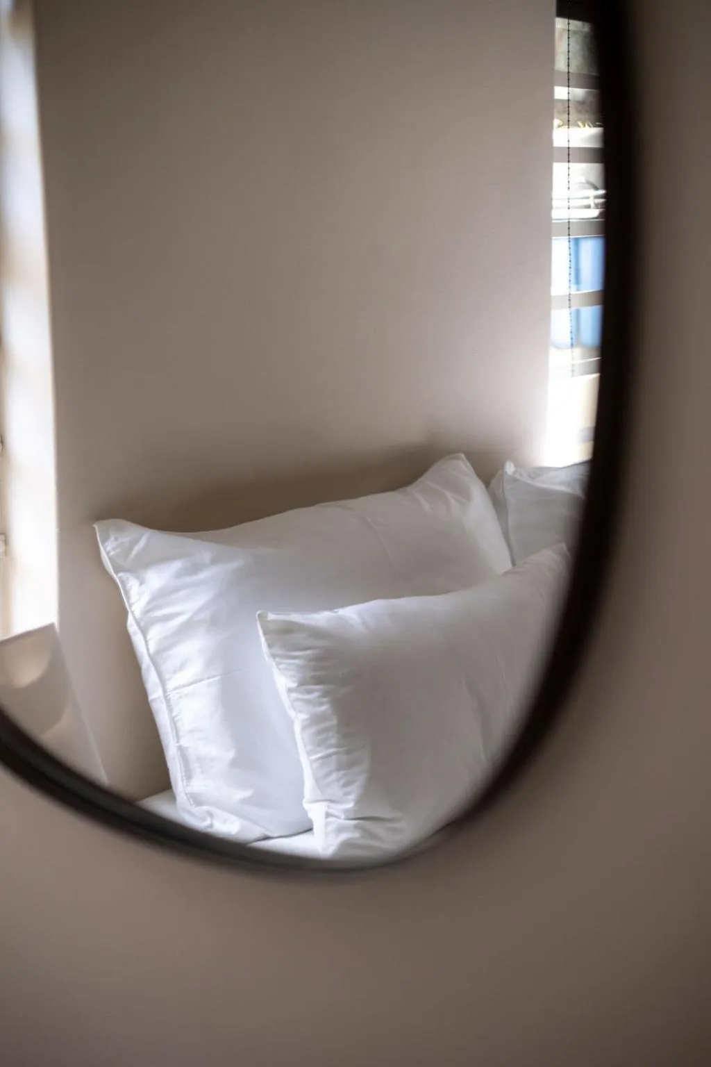 Bedroom, Bed in THE BIG - Luxury Backpackers