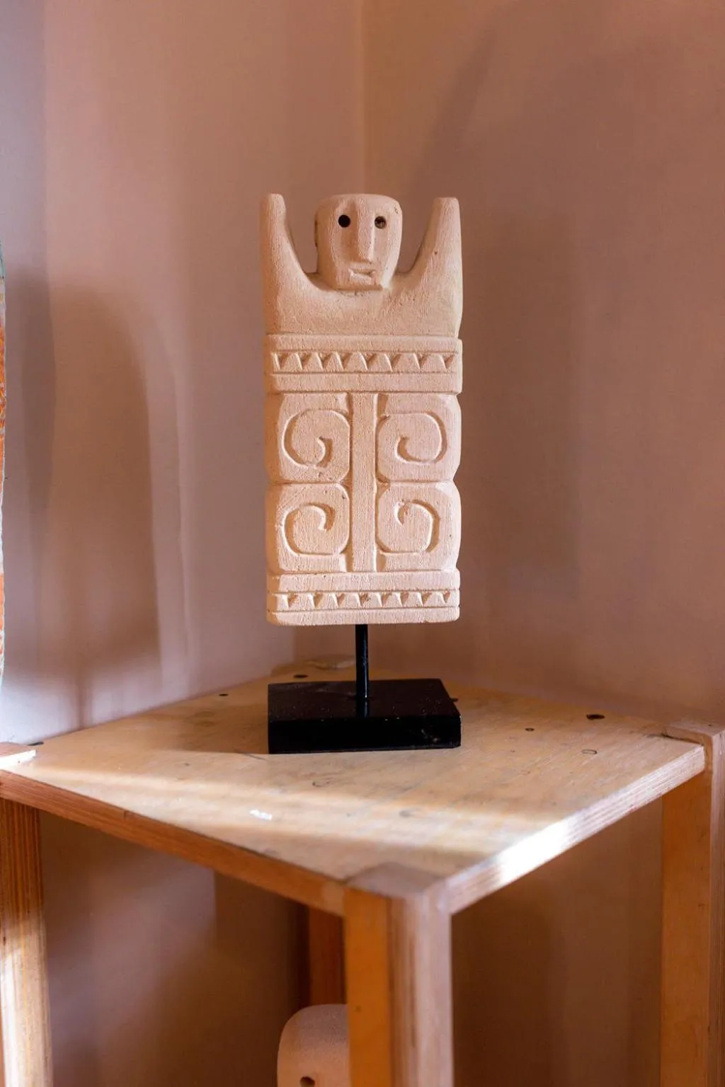 Decorative detail in THE BIG - Luxury Backpackers