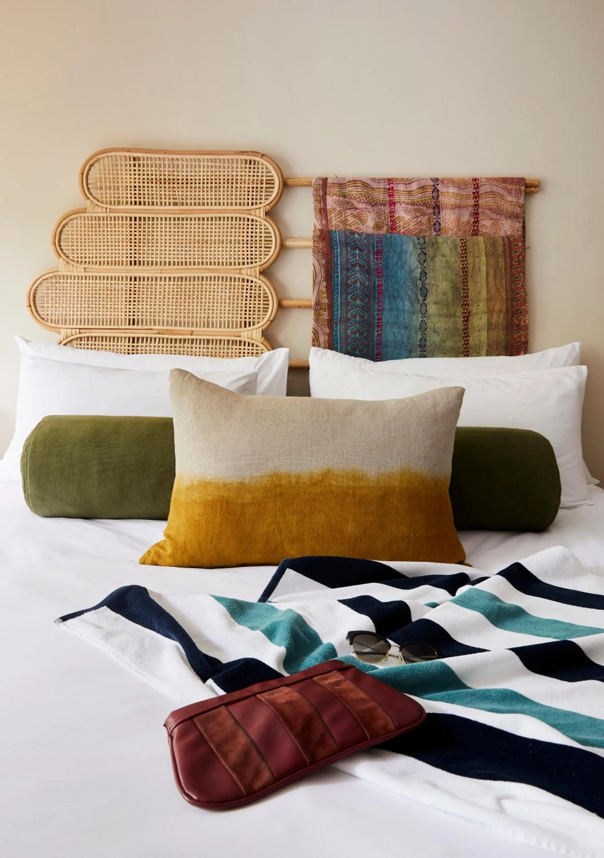 Bed in THE BIG - Luxury Backpackers