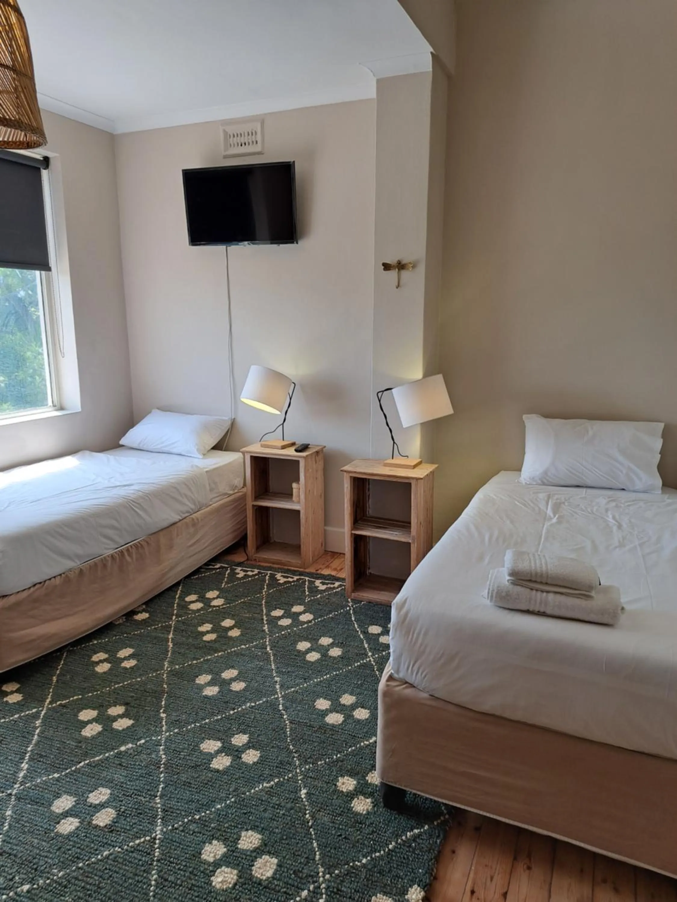 Bed in THE BIG - Luxury Backpackers