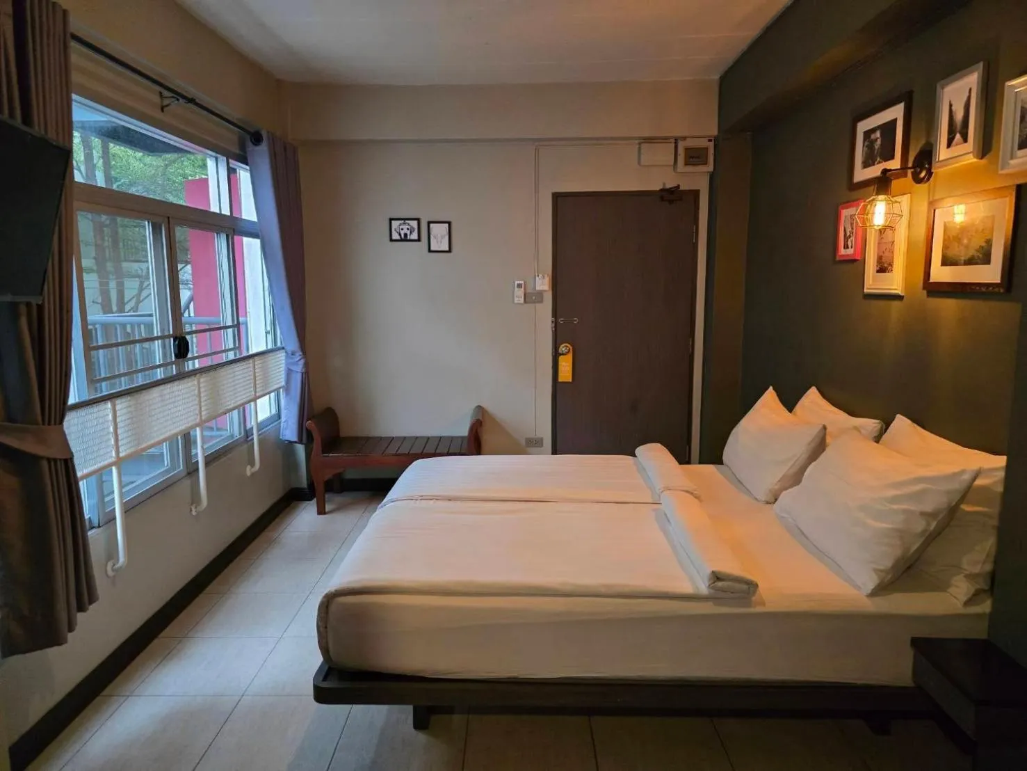 Property building, Bed in BBhouse Rambuttri 2