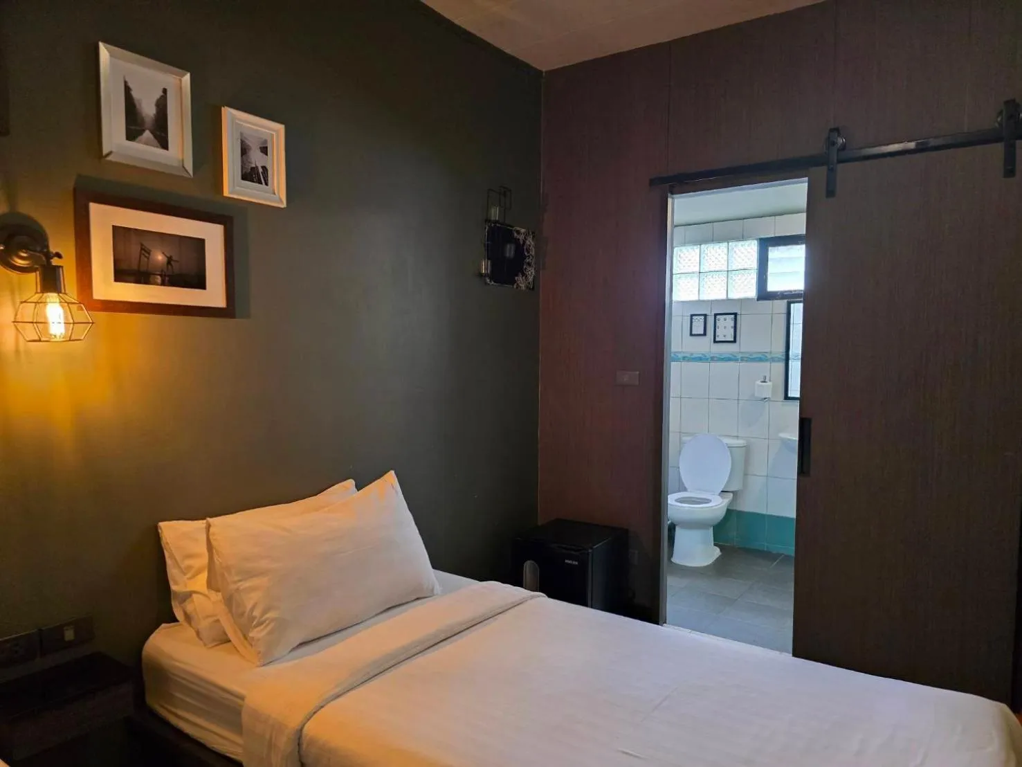 Property building, Bed in BBhouse Rambuttri 2