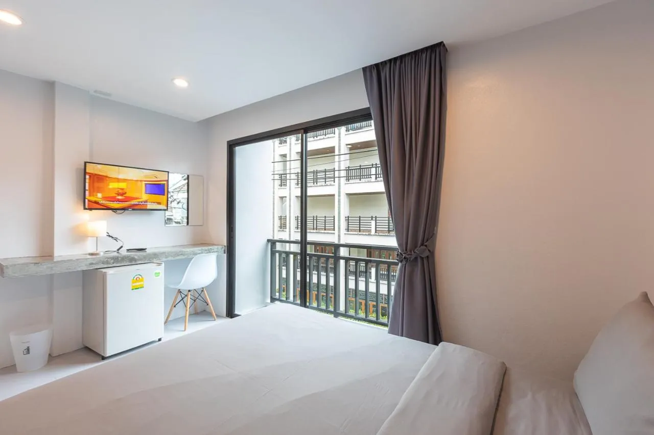 Bed in Minimal House Patong