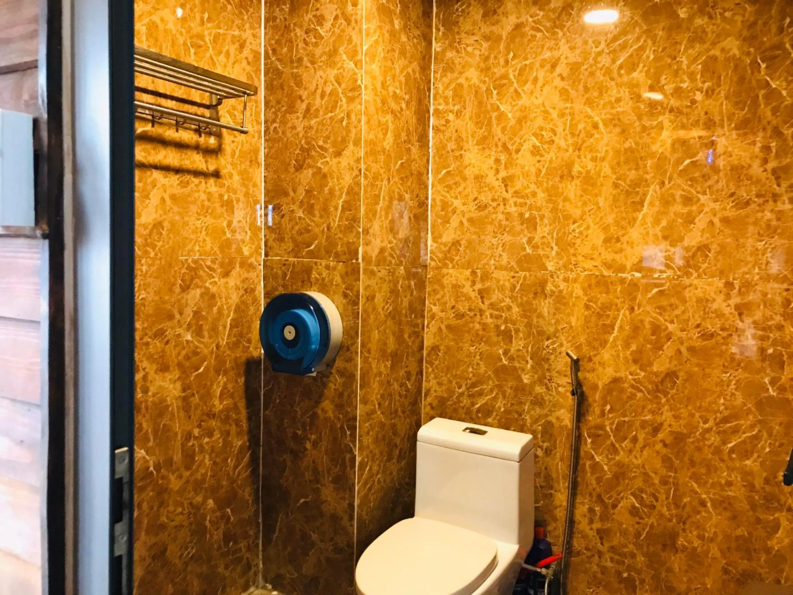 Toilet in Sai Gon 1979 Hotel