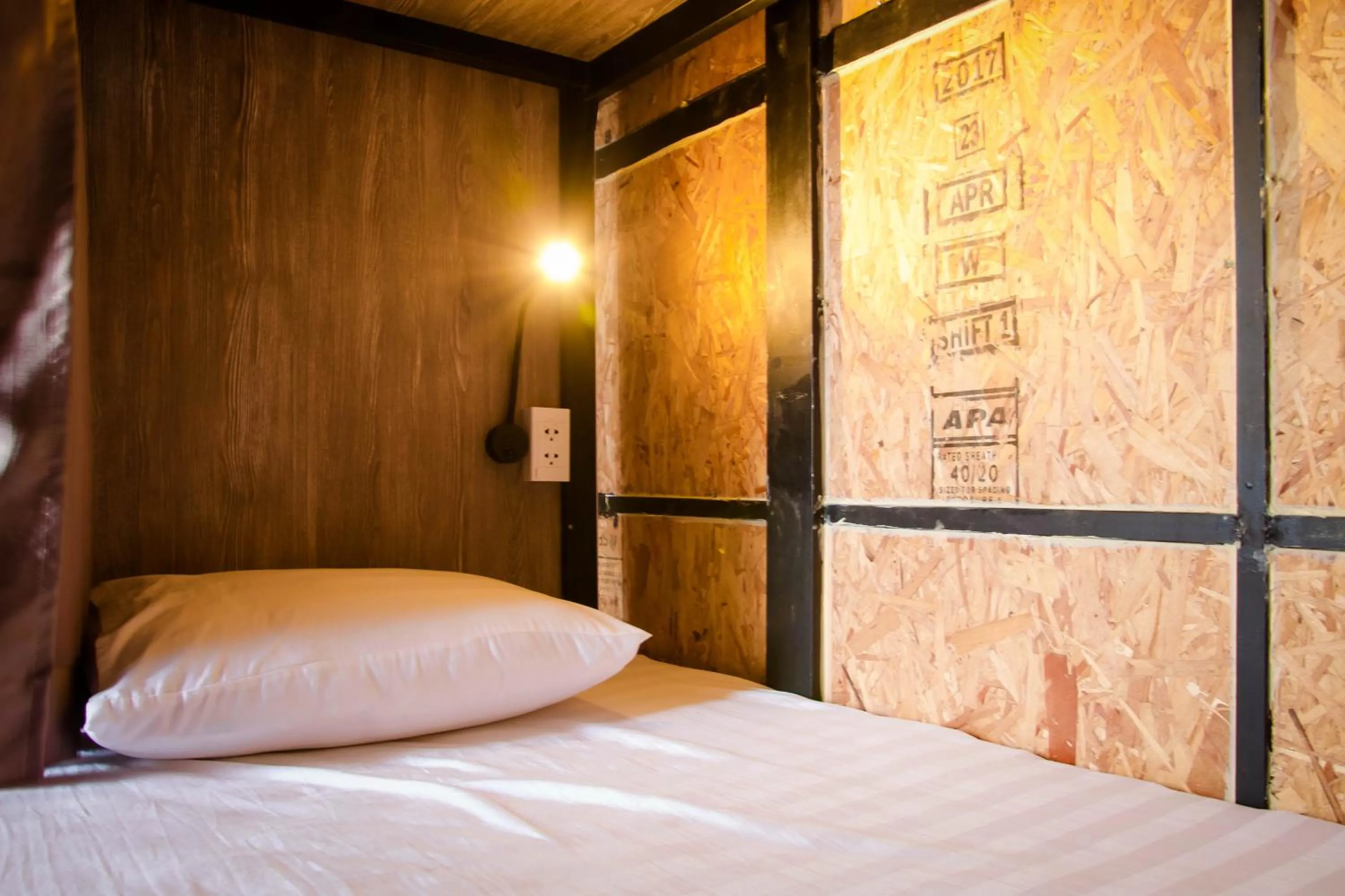 Bed in Sai Gon 1979 Hotel