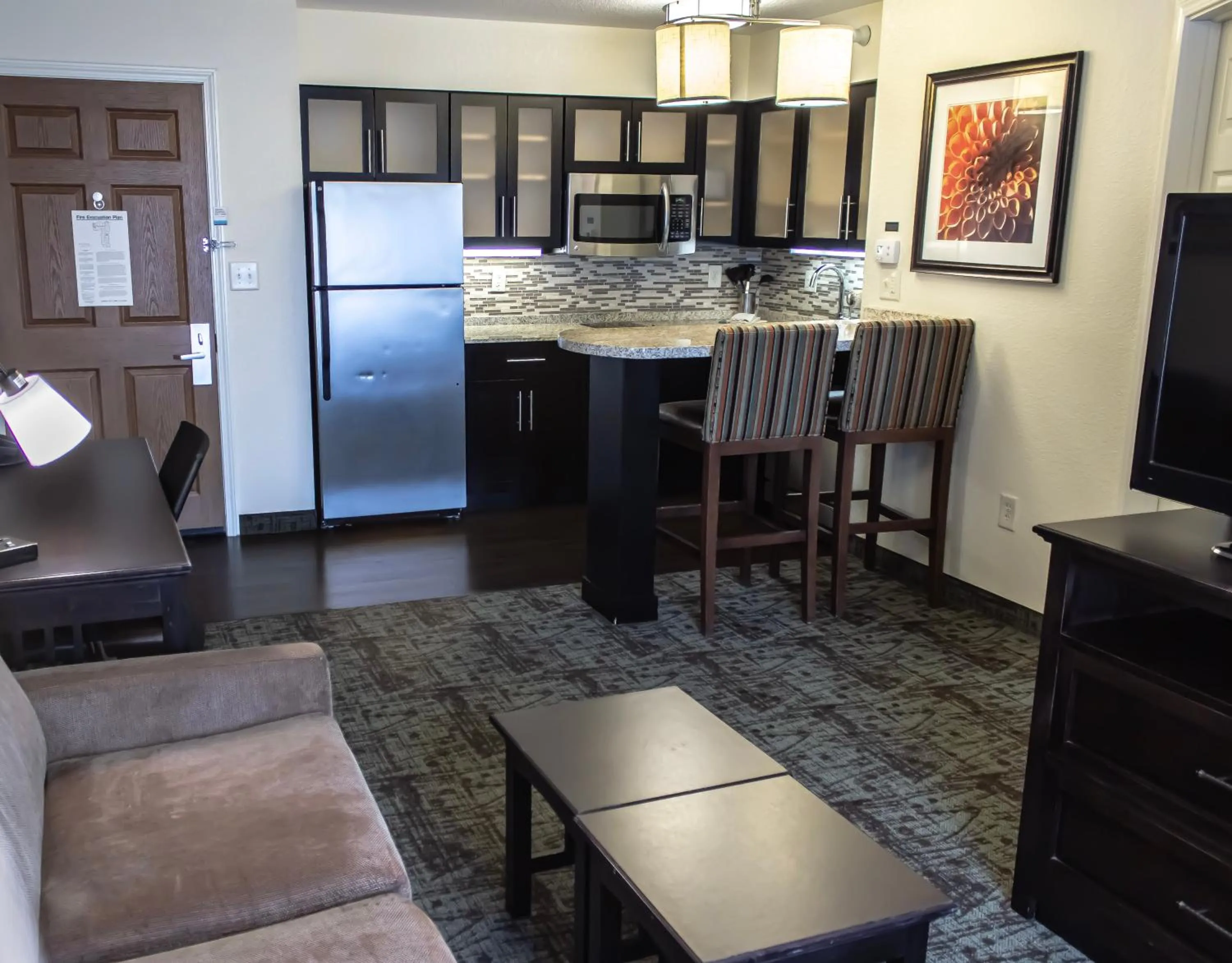 Kitchen or kitchenette in Staybridge Suites Minot by IHG