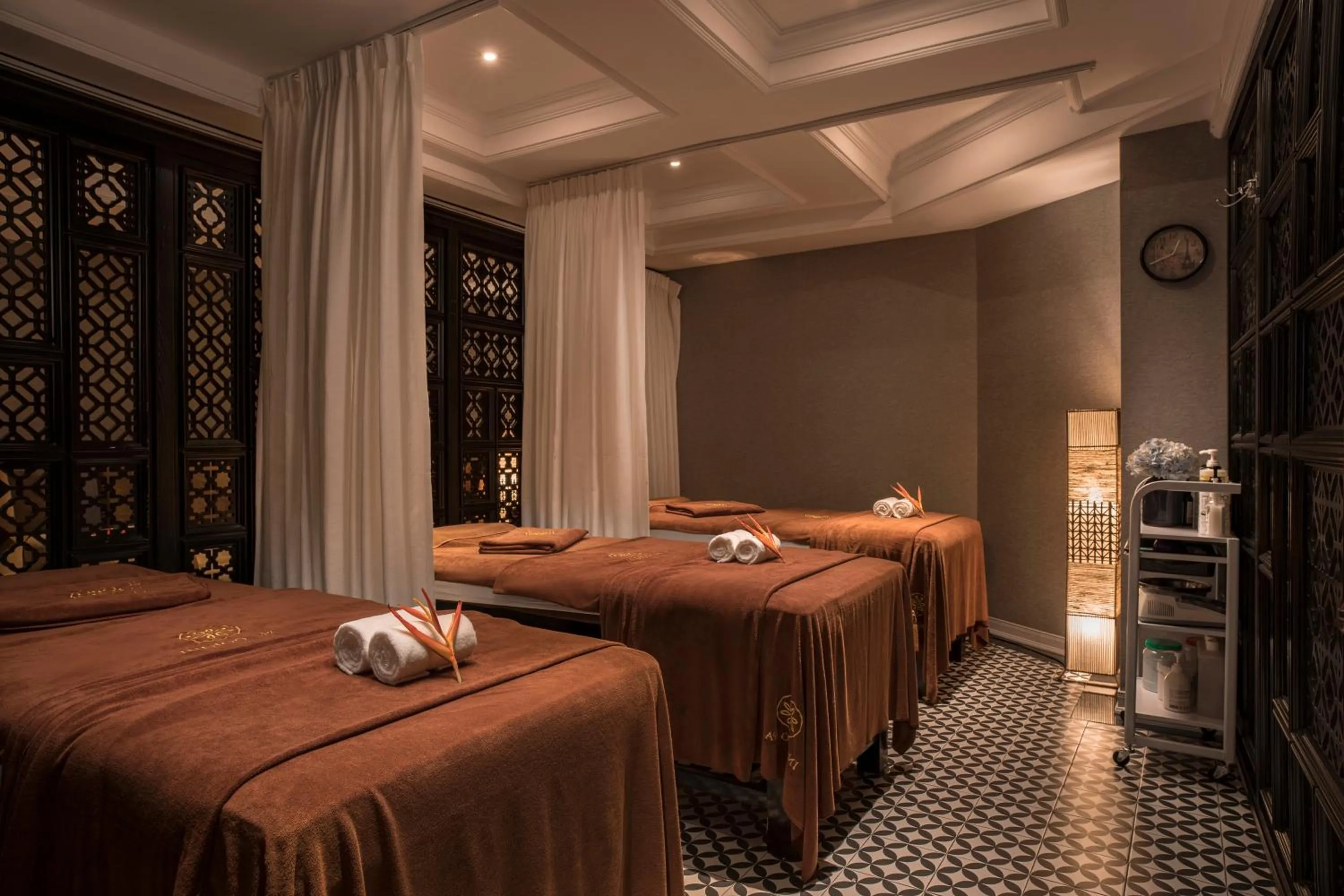 Massage, Bed in Acoustic Hotel & Spa