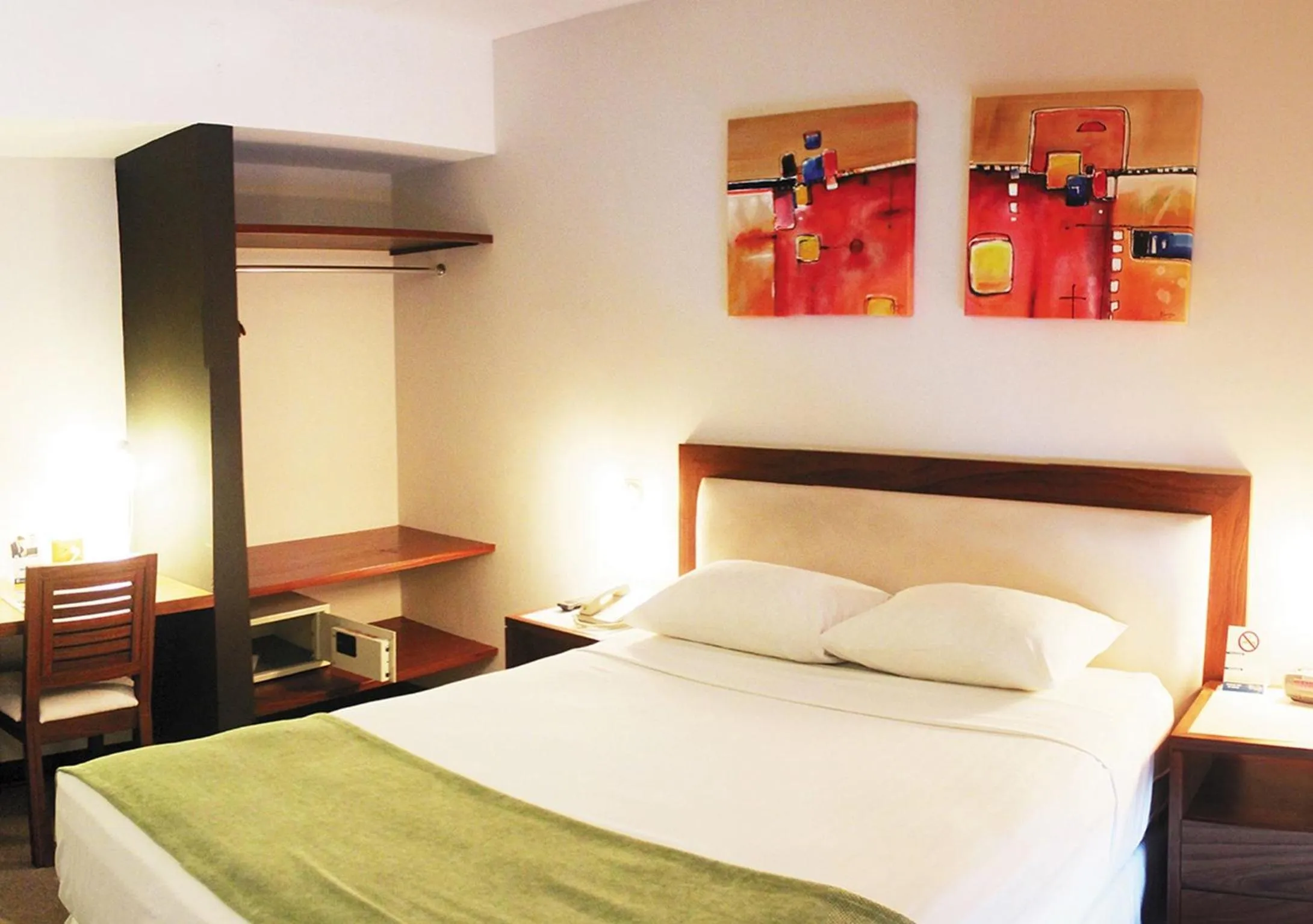 Bedroom, Bed in Hotel Hex