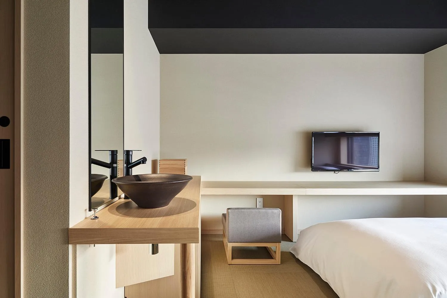 Photo of the whole room, Bed in ONSEN RYOKAN YUEN SHINJUKU