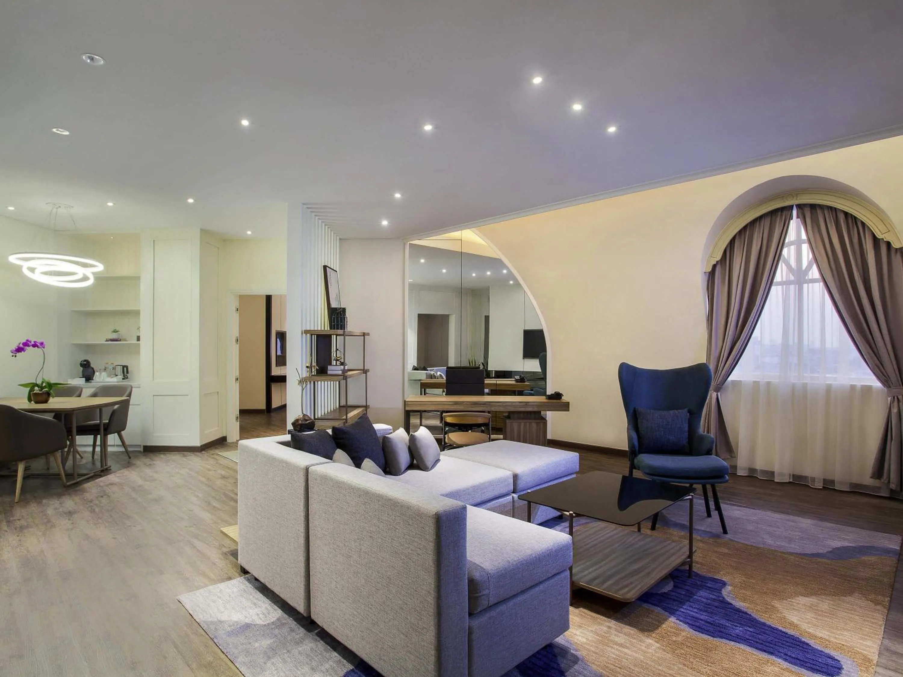 Bedroom in Mercure Jakarta Batavia