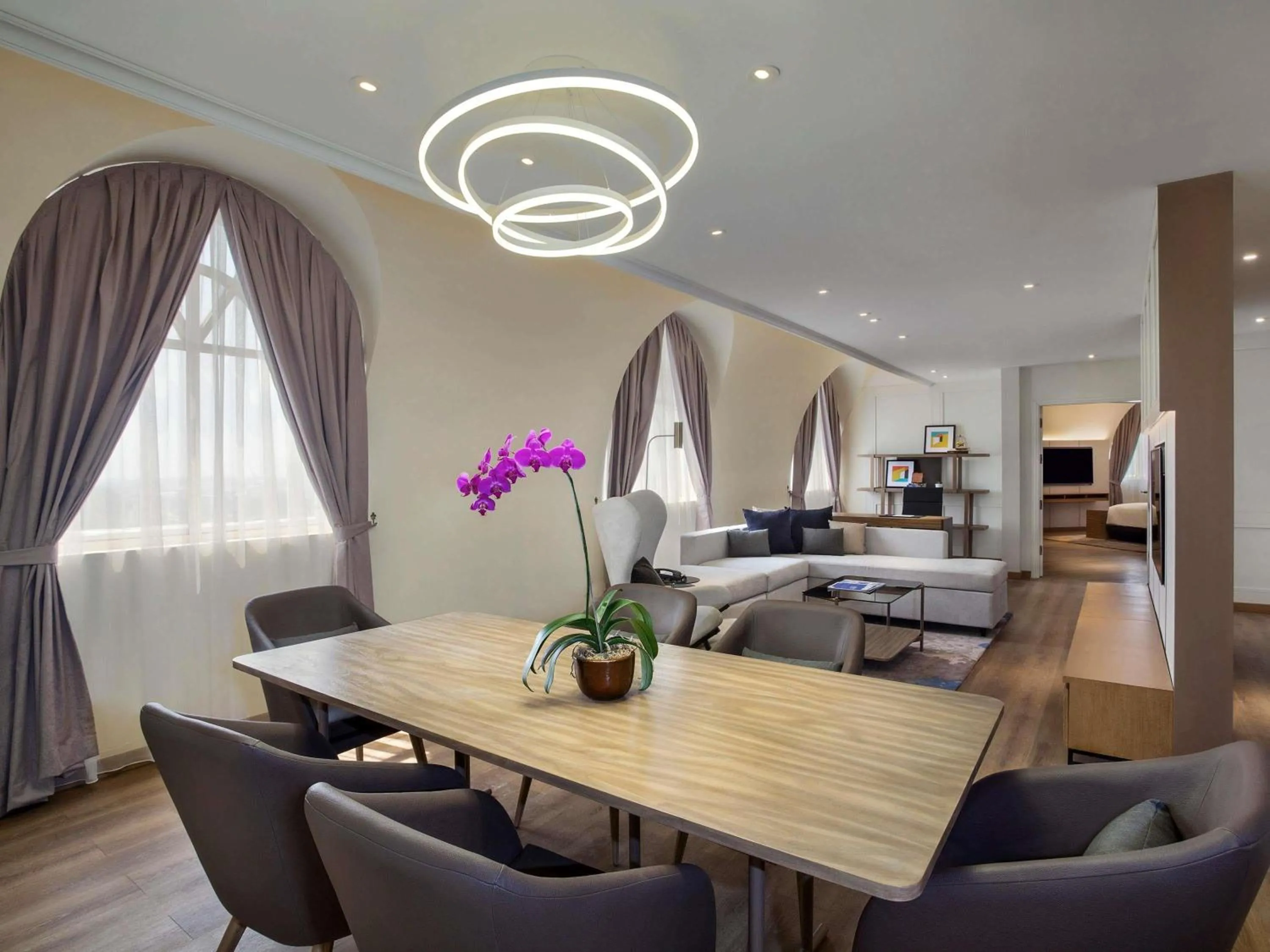 Bedroom in Mercure Jakarta Batavia