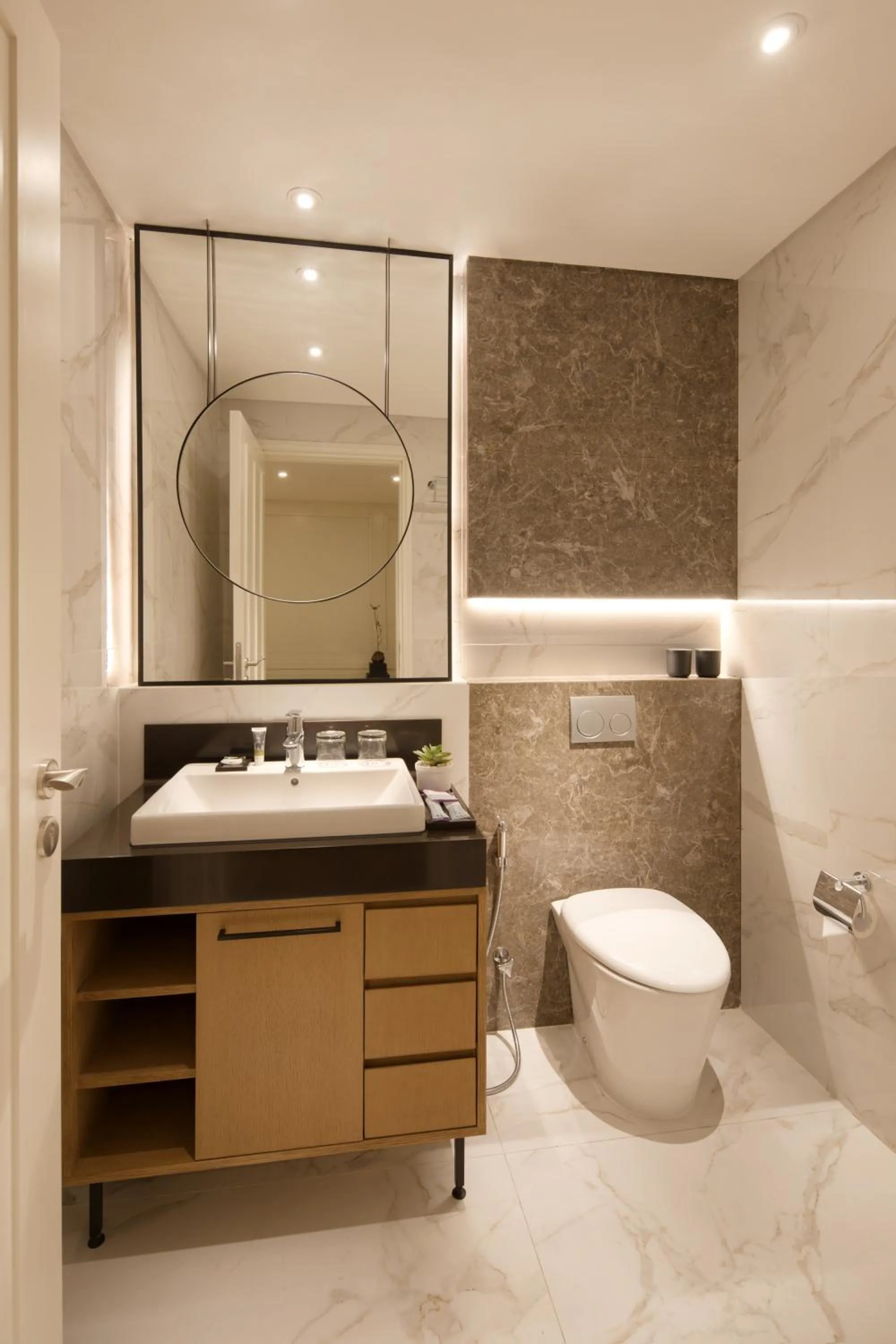 Bathroom in Mercure Jakarta Batavia