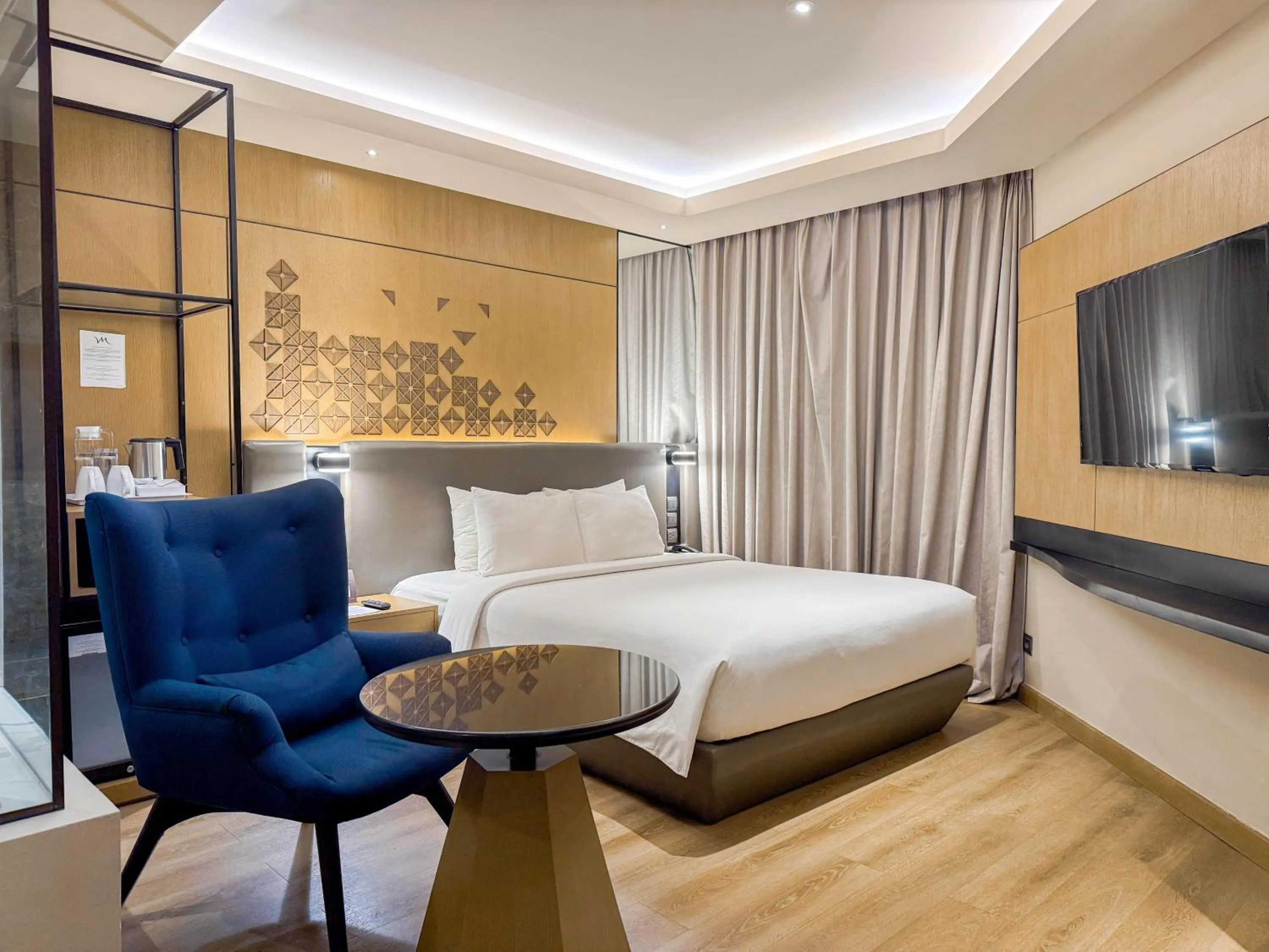 Bedroom in Mercure Jakarta Batavia