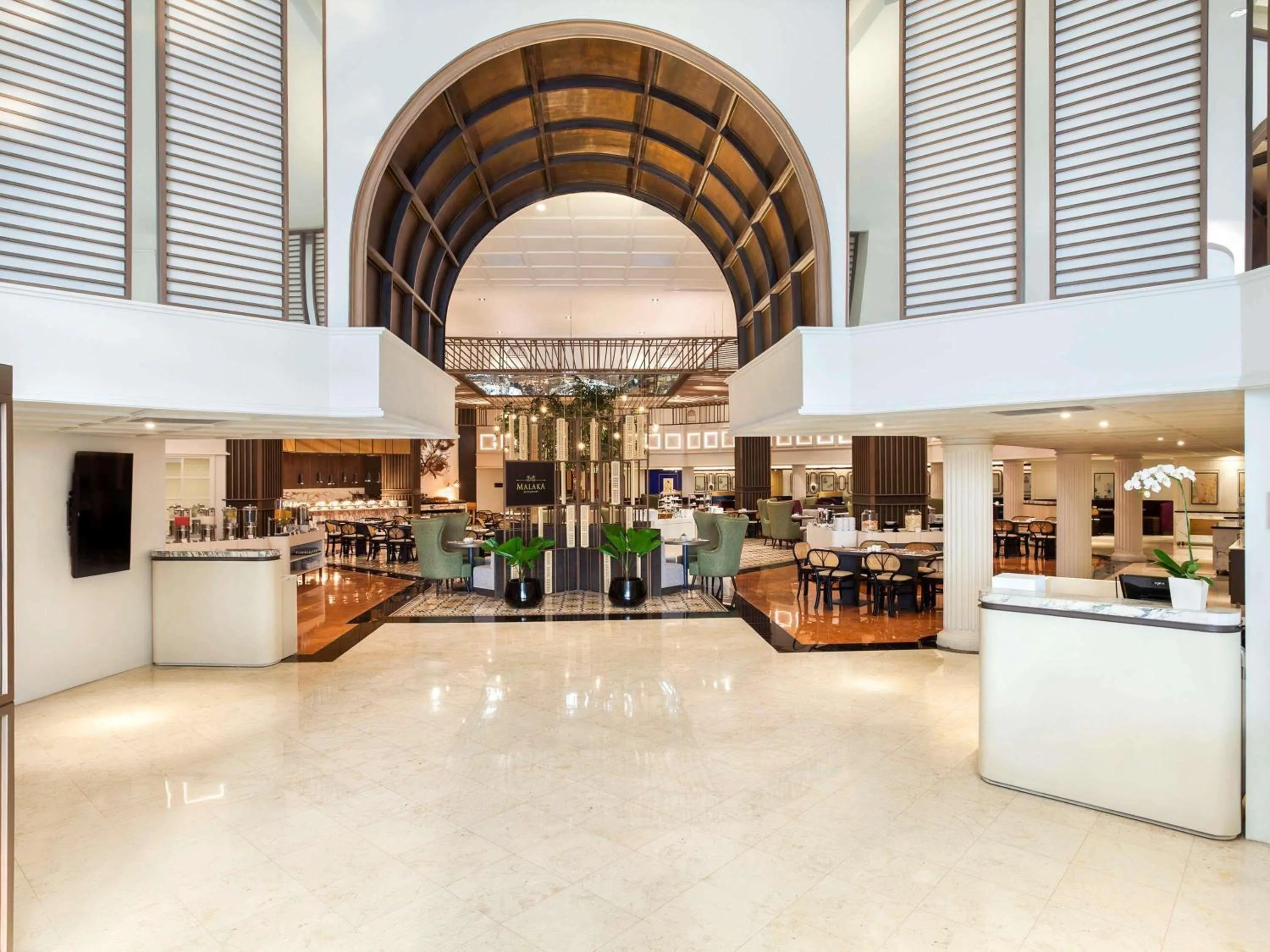 Breakfast in Mercure Jakarta Batavia