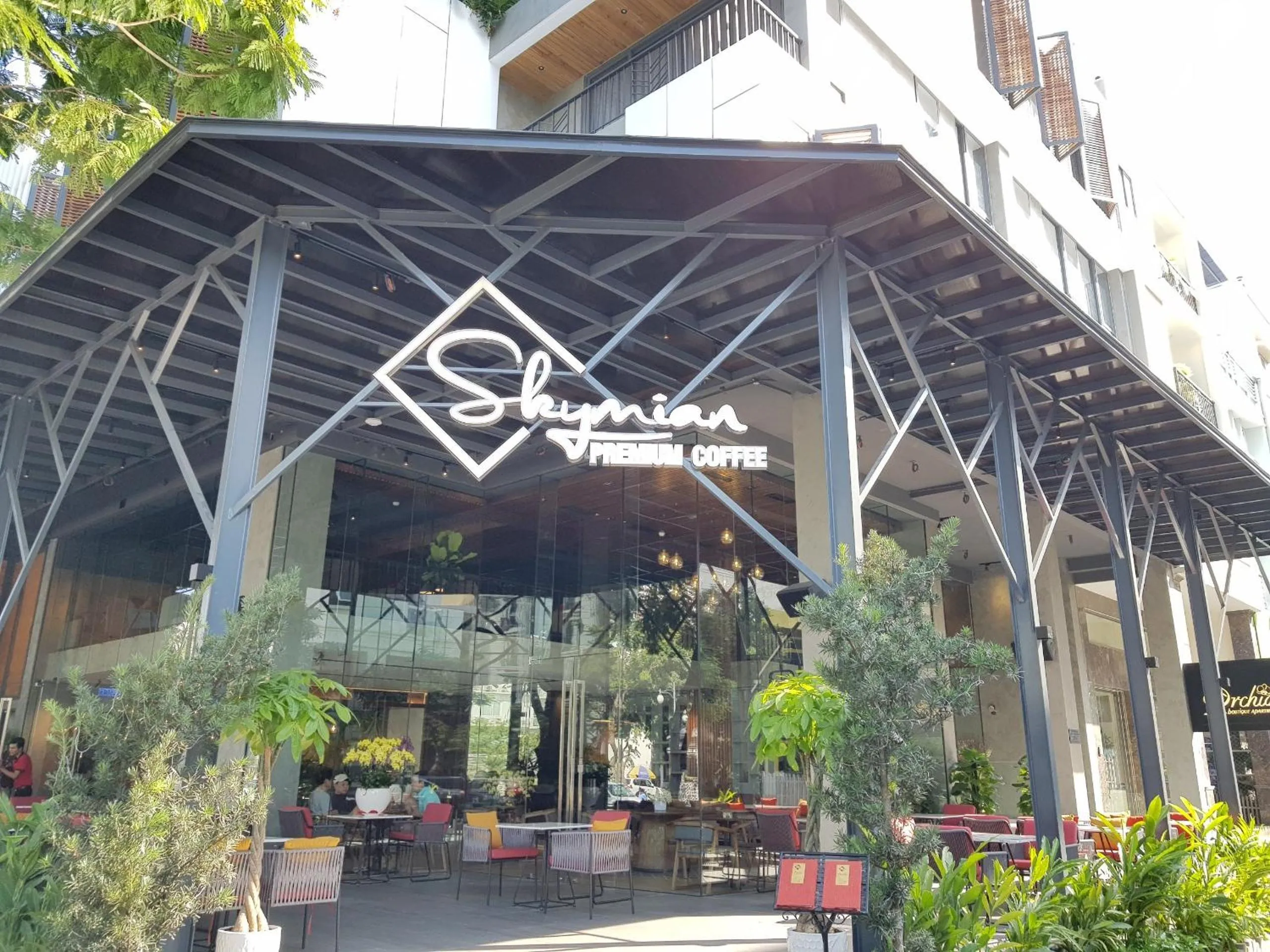 Restaurant/places to eat in Orchid Boutique Hotel & Apartment