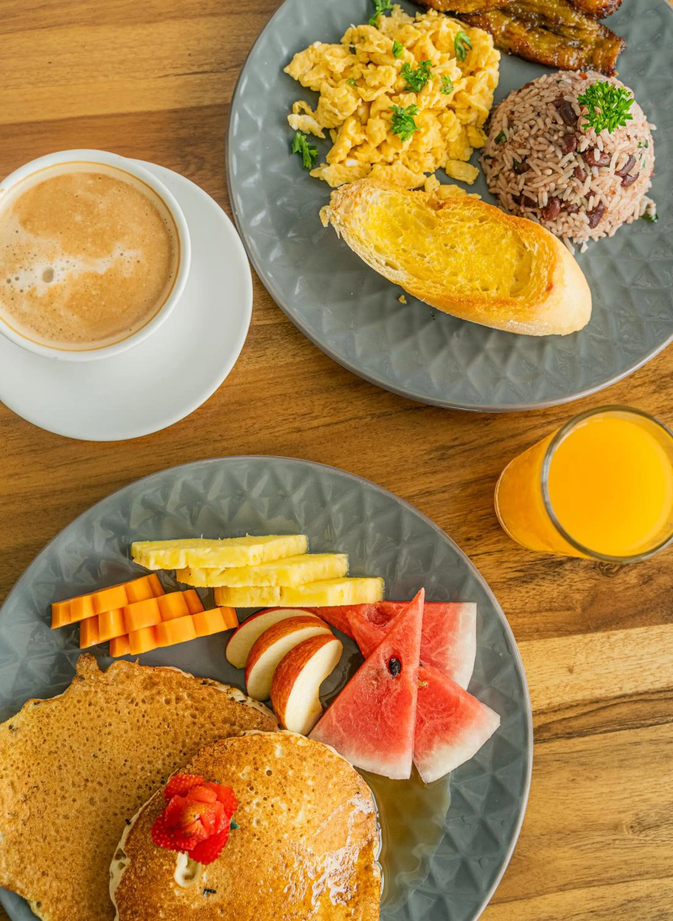 Breakfast in Hotel Arenal Vista Lodge