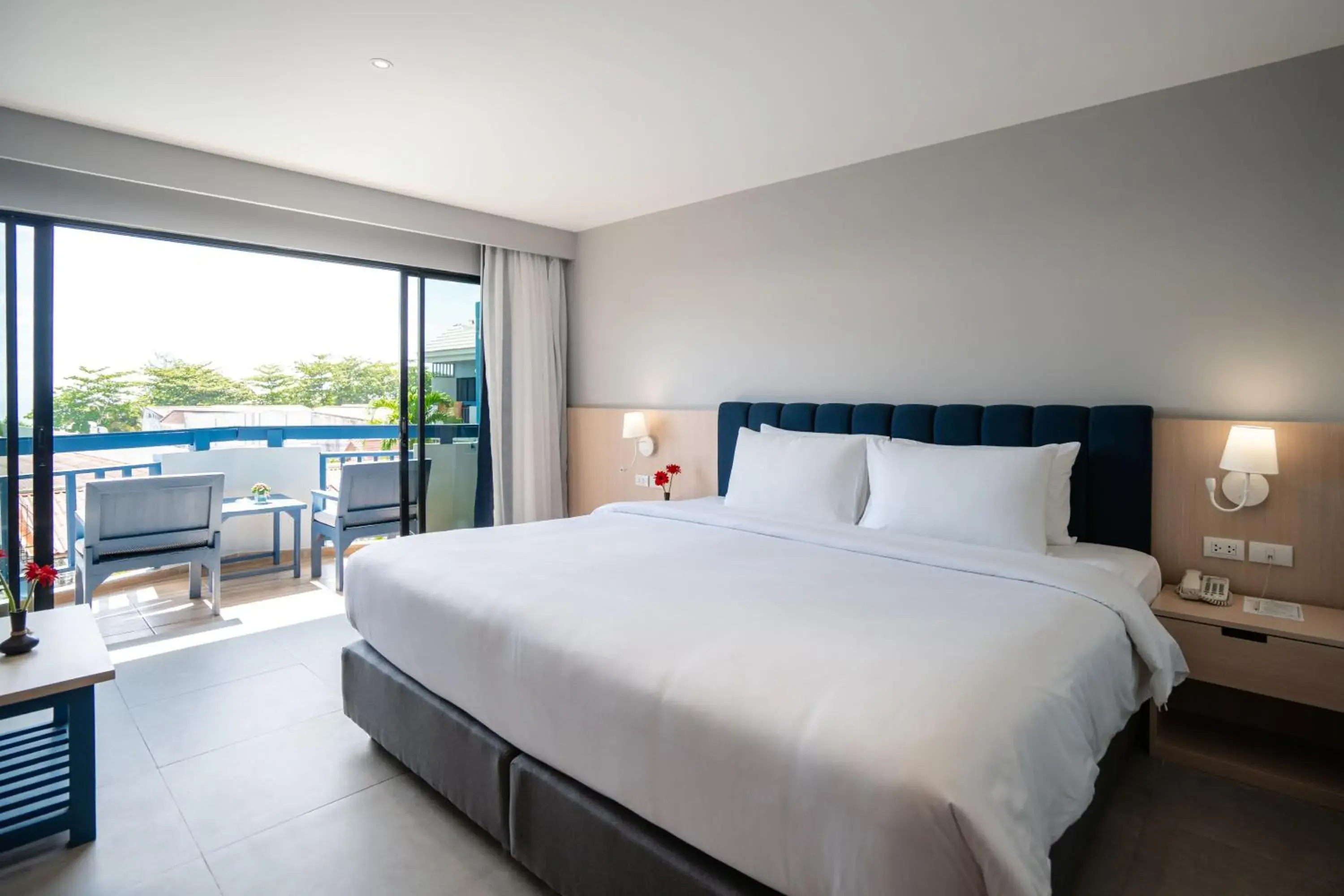 Superior Double or Twin Room with Pool View in Phuket Island View Resort - SHA Extra Plus Superior Double or Twin Room with Pool View in Phuket Island View Resort - SHA Extra Plus