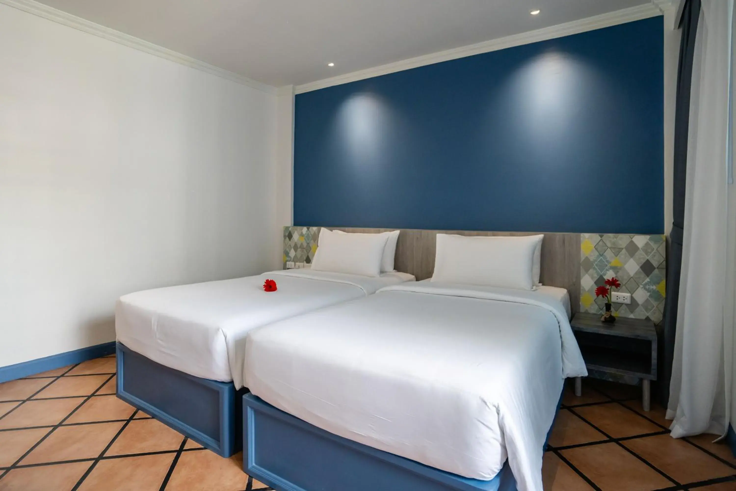 Superior Double or Twin Room with City View in Phuket Island View Resort - SHA Extra Plus Superior Double or Twin Room with City View in Phuket Island View Resort - SHA Extra Plus