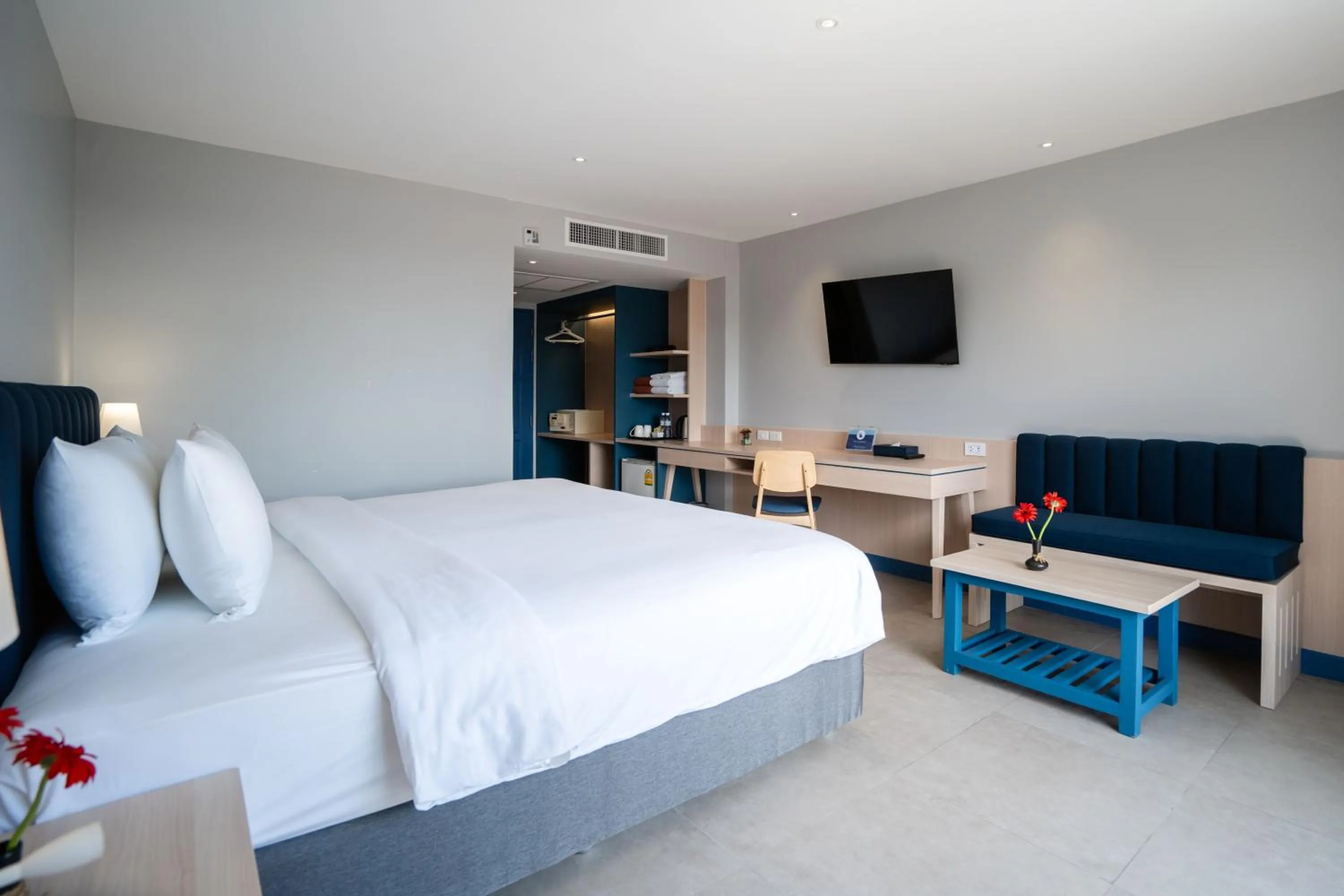 Bed in Phuket Island View Resort - SHA Extra Plus