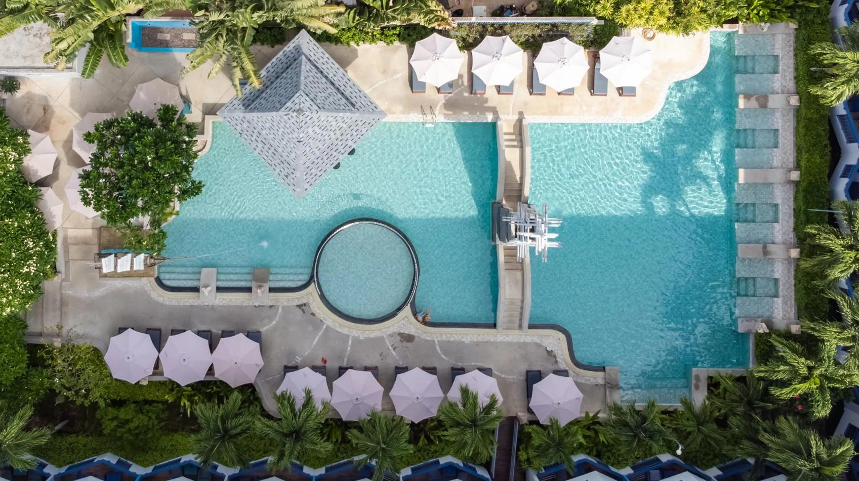 Swimming pool in Phuket Island View Resort - SHA Extra Plus