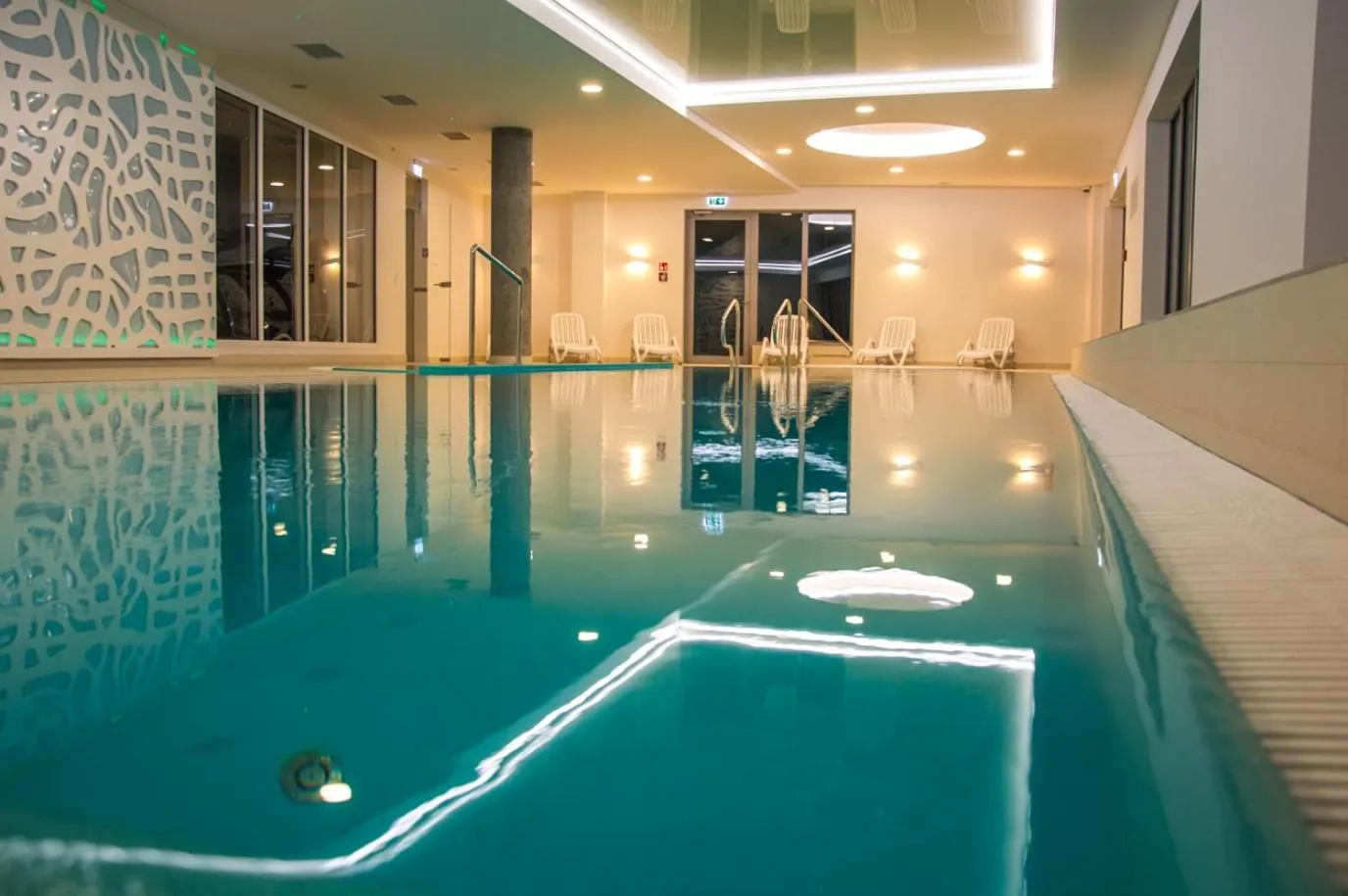 Swimming Pool in WaterLane Island Hostel&Apartments