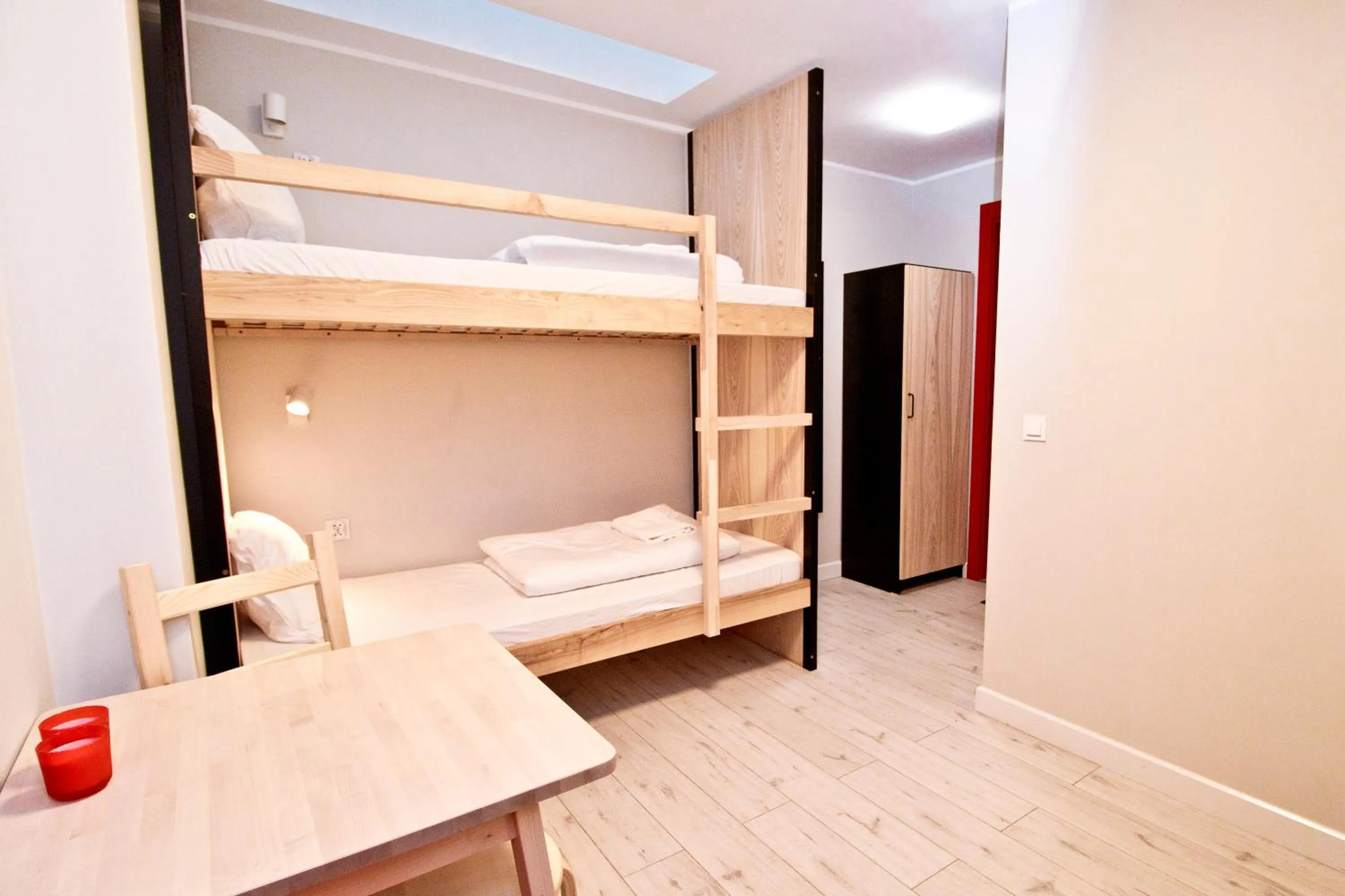 WaterLane Island Hostel&Apartments