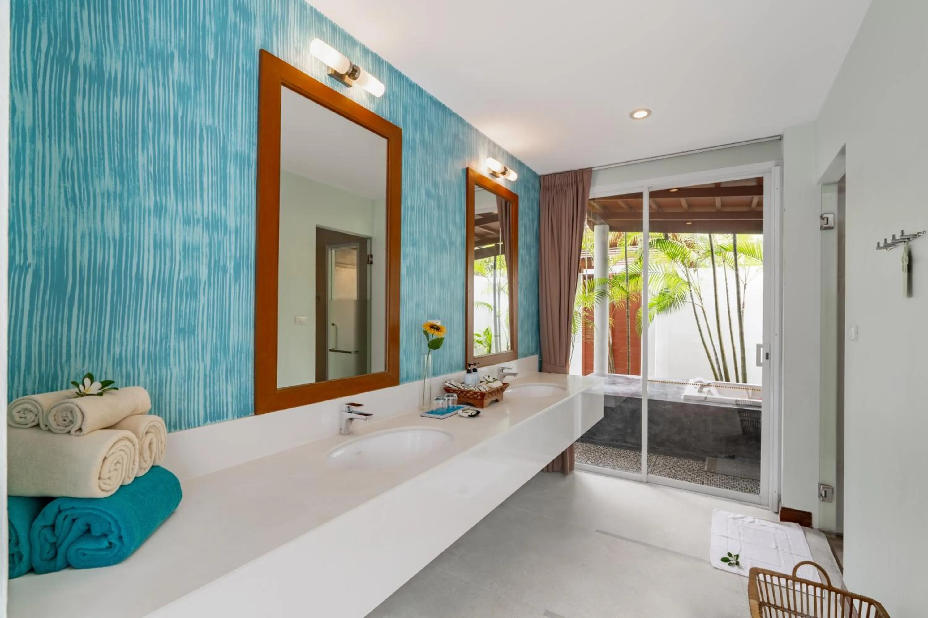 Bathroom, Bed in Apsara Beachfront Resort & Villa