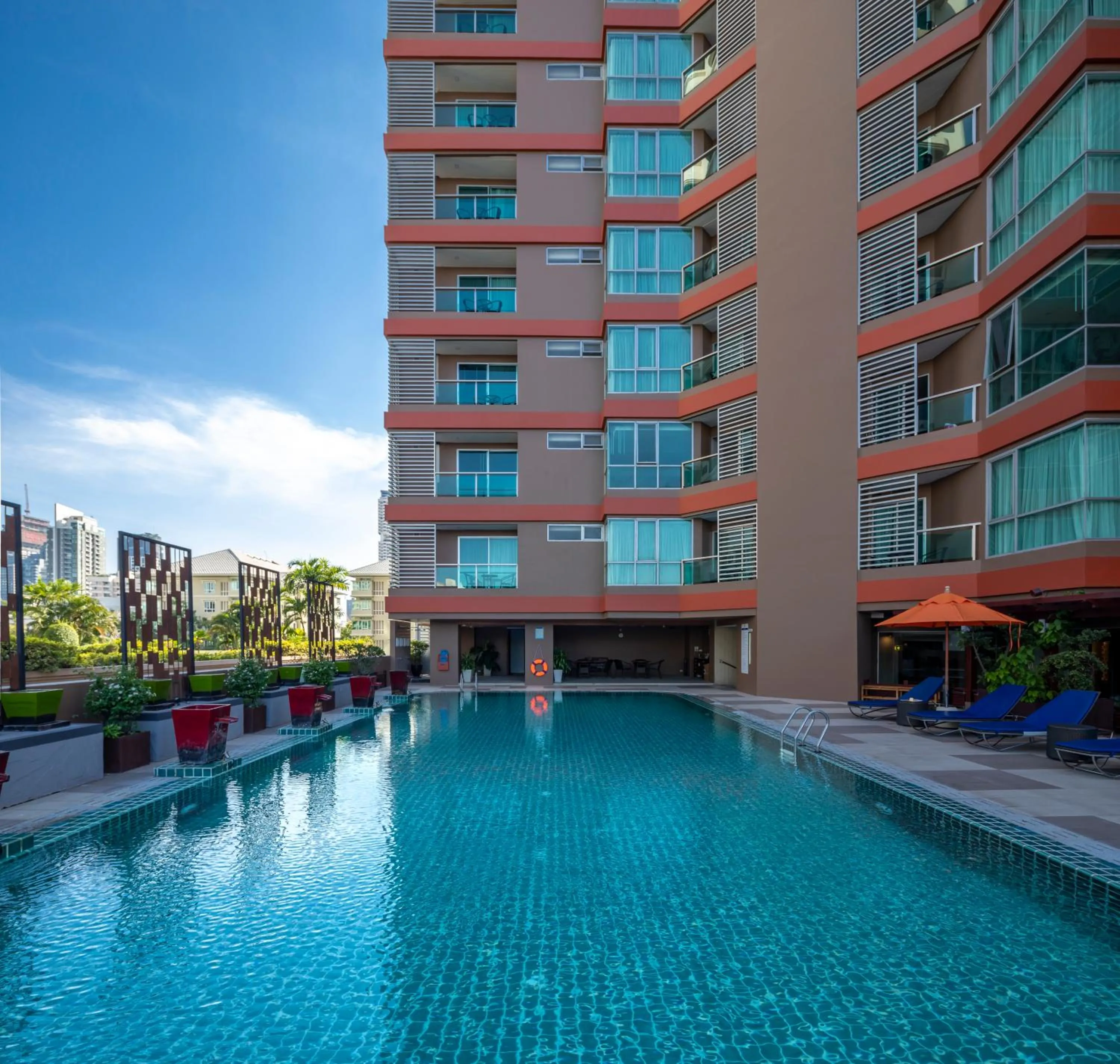 Swimming pool in Adelphi Grande Sukhumvit