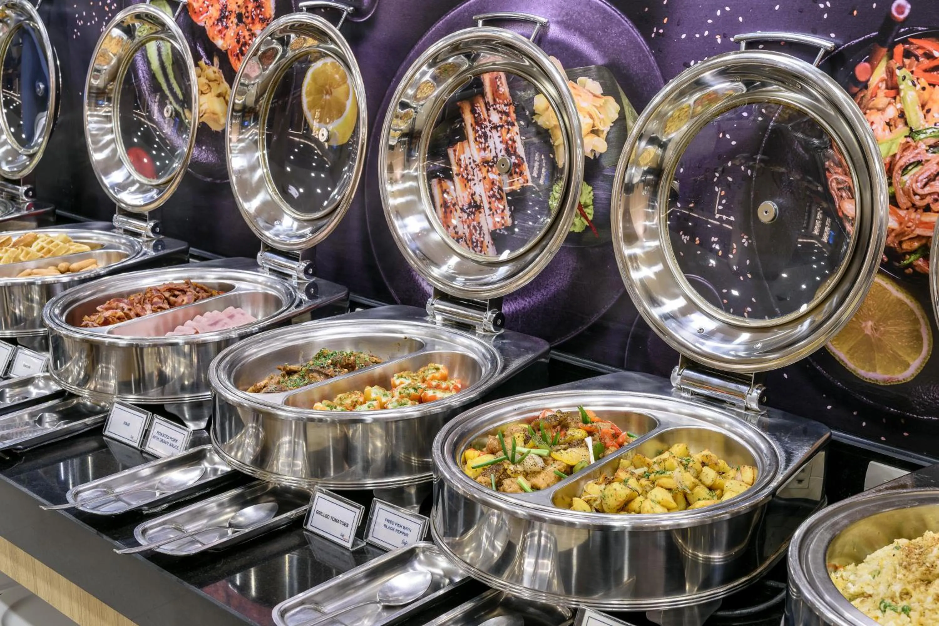 Breakfast in Adelphi Grande Sukhumvit