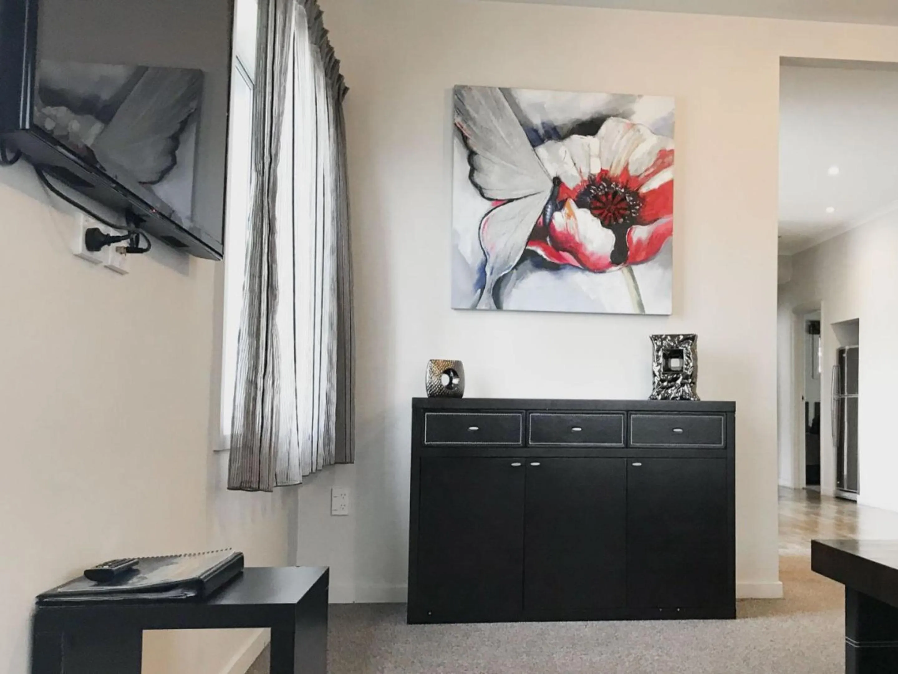 TV and multimedia in Harbour View Motel