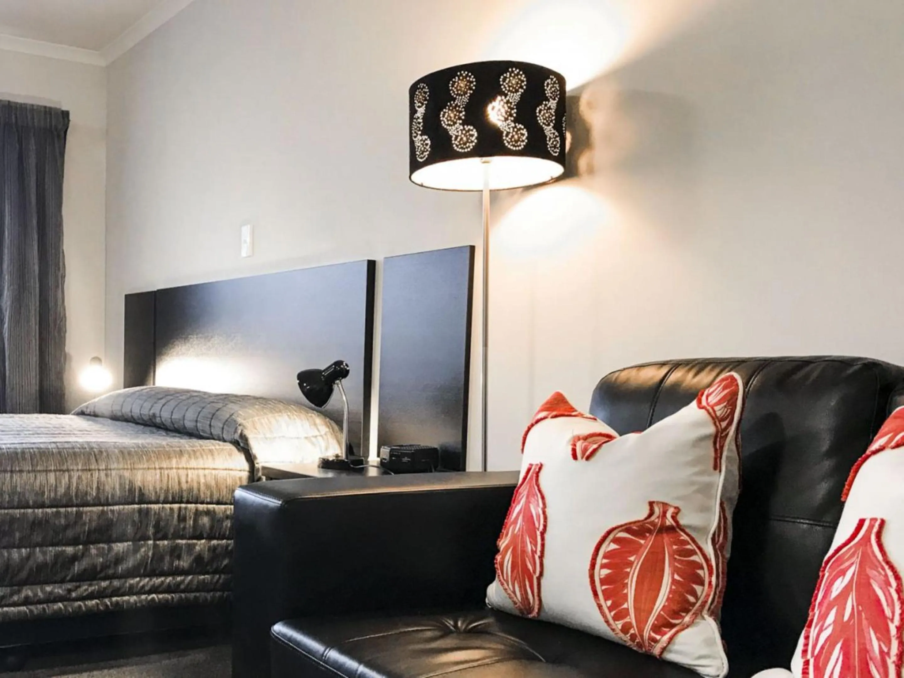 Bedroom in Harbour View Motel