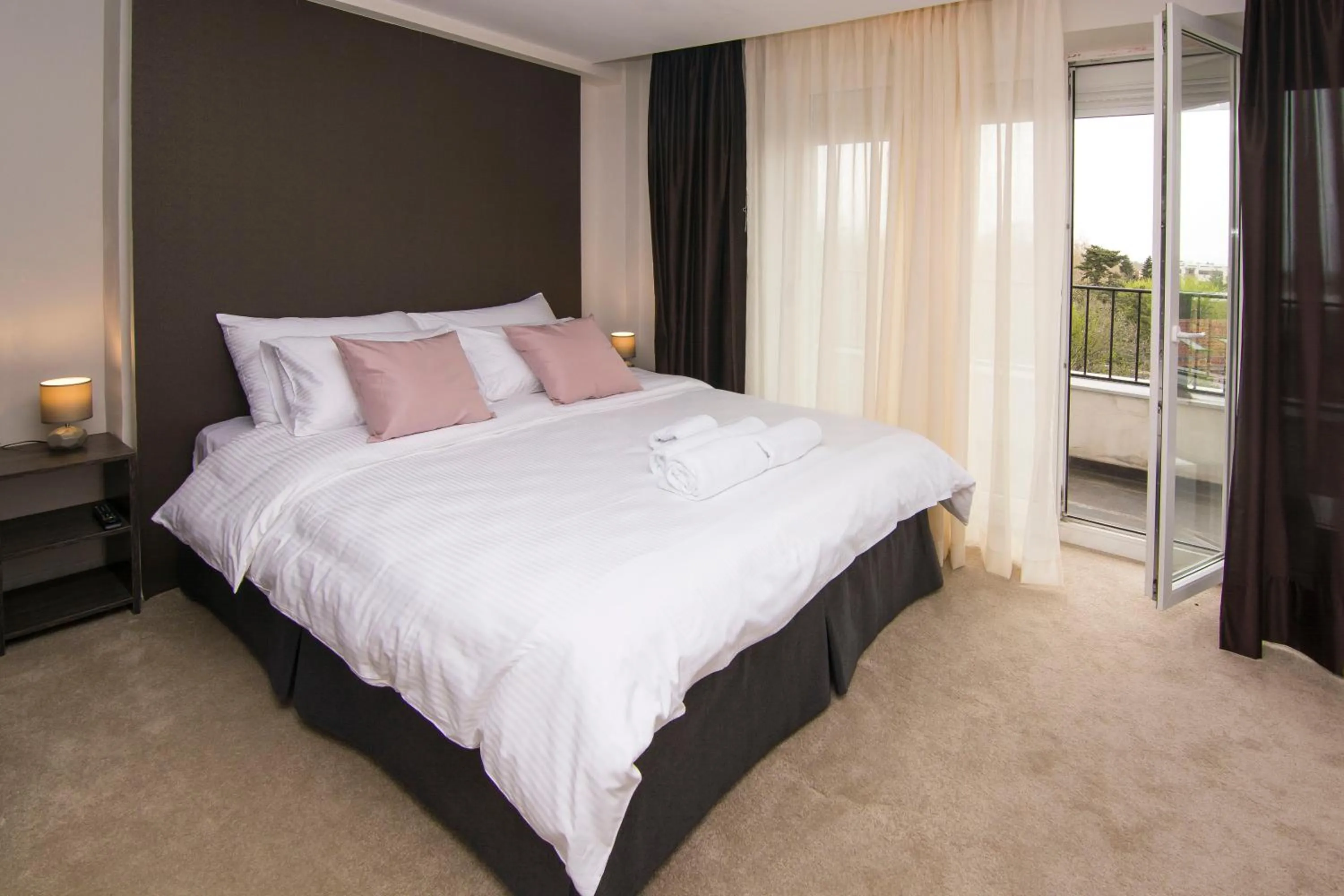 Bed in Beo Green View