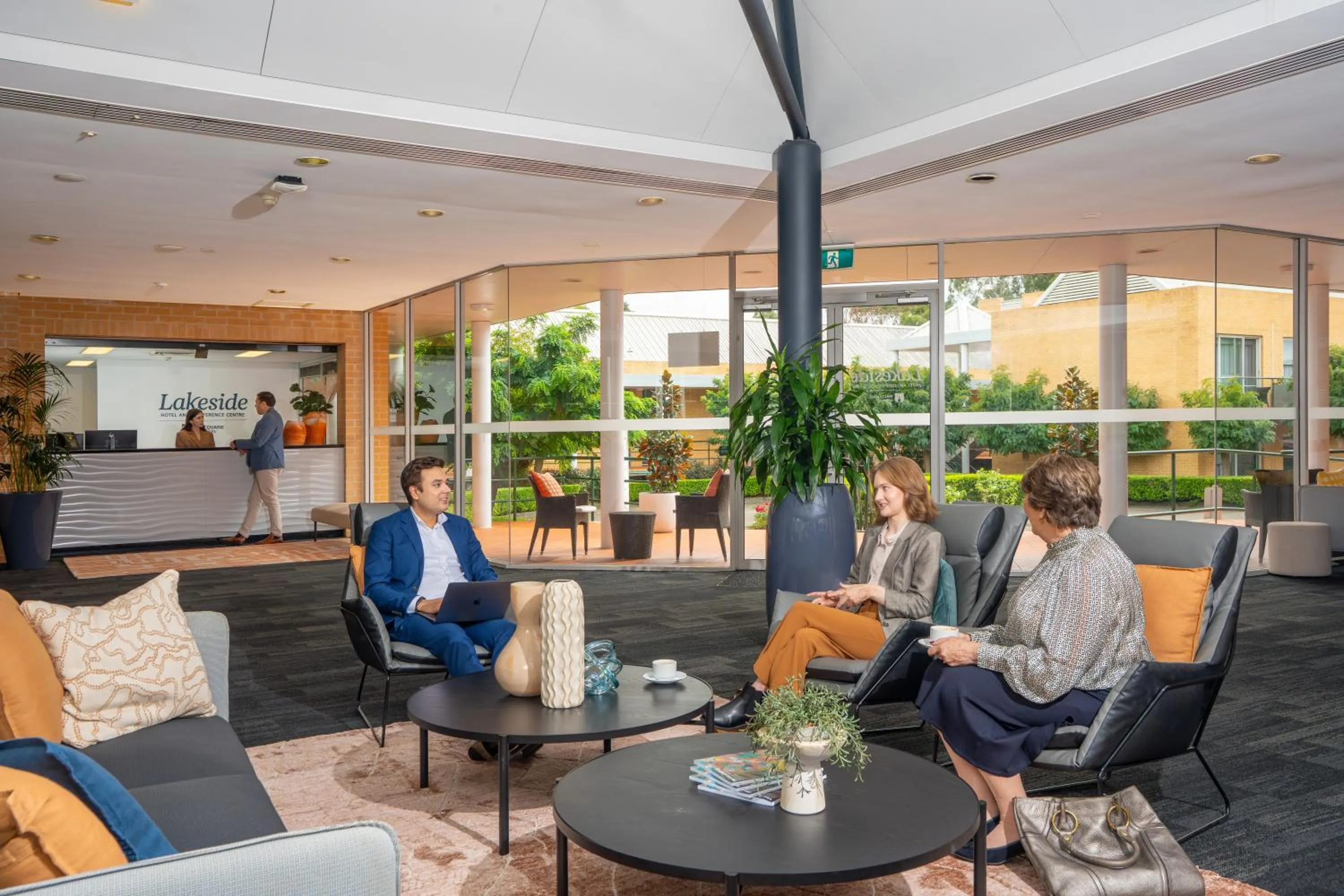 Lakeside Hotel and Conference Centre