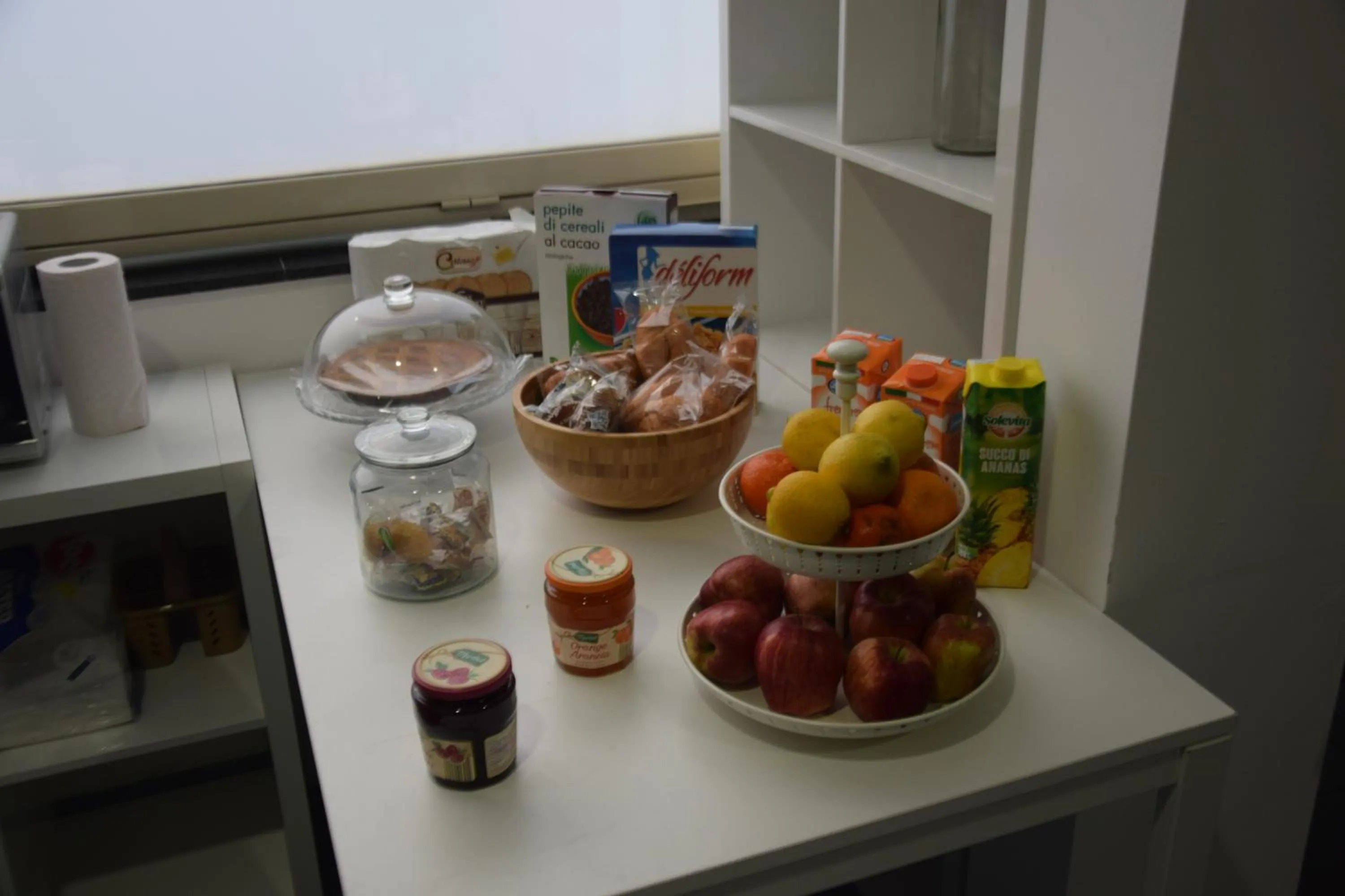 Buffet breakfast in Luxury Catania