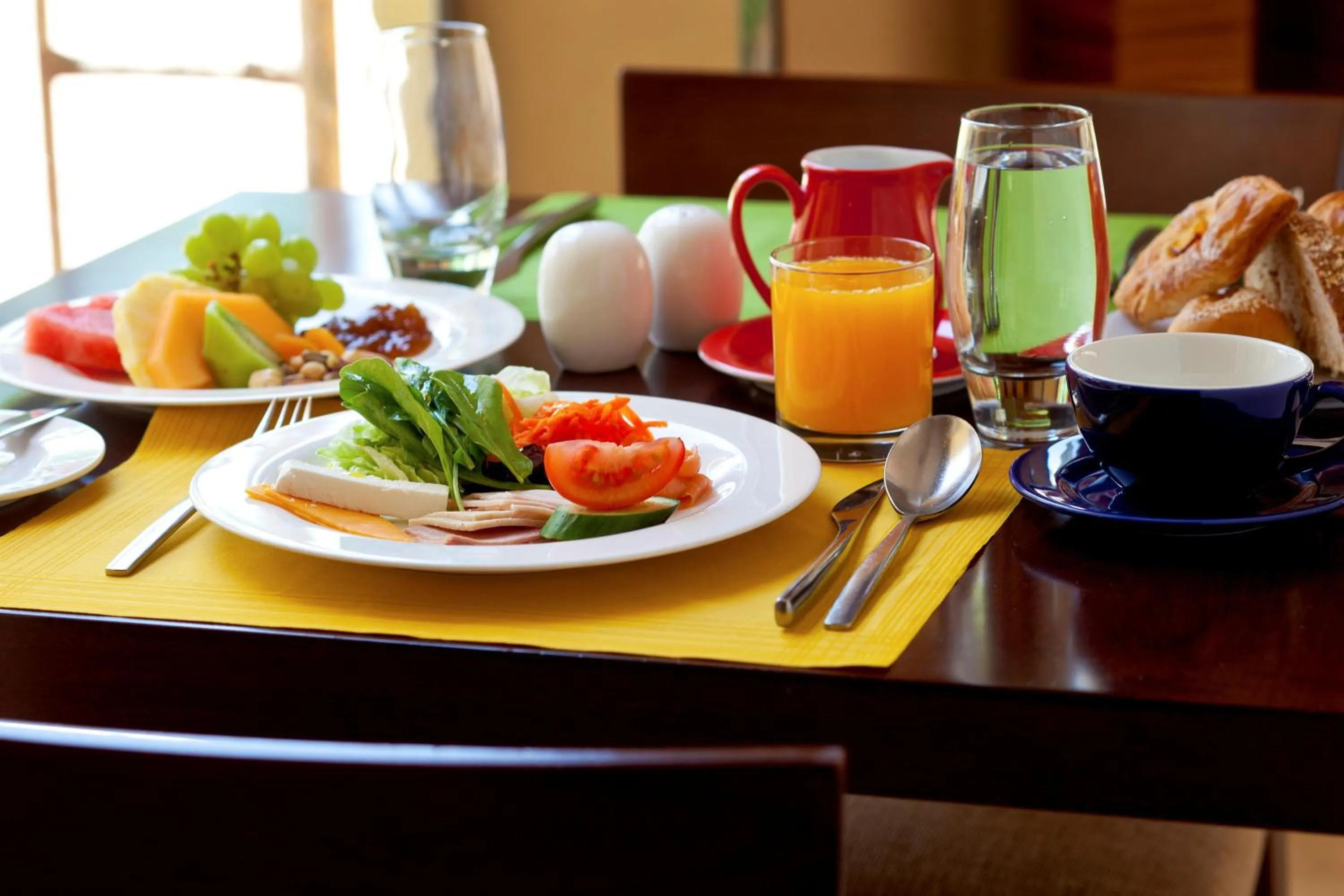 Restaurant/places to eat in Park Inn by Radisson Al Khobar