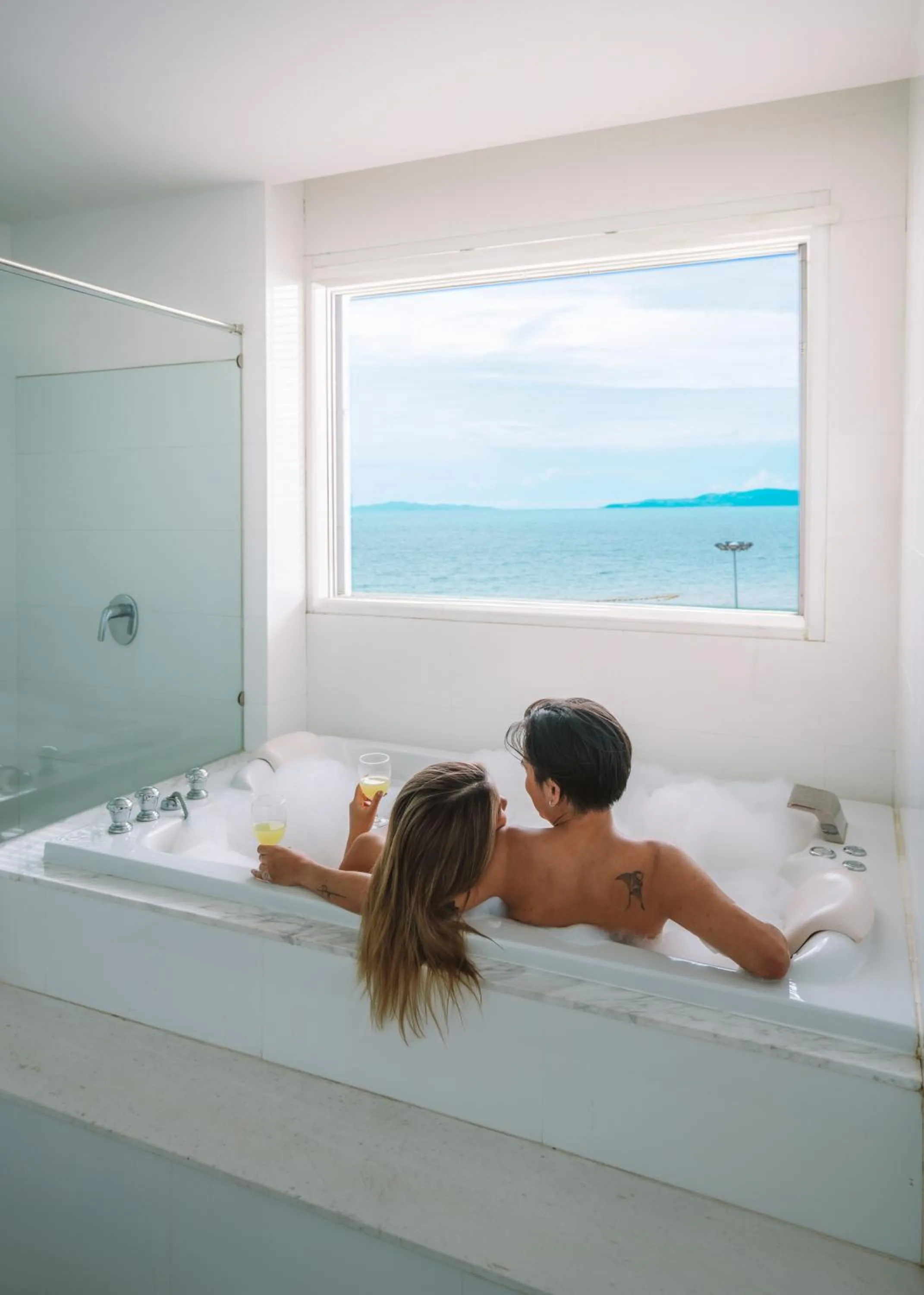 Bath in Welcome World Beachfront Resort