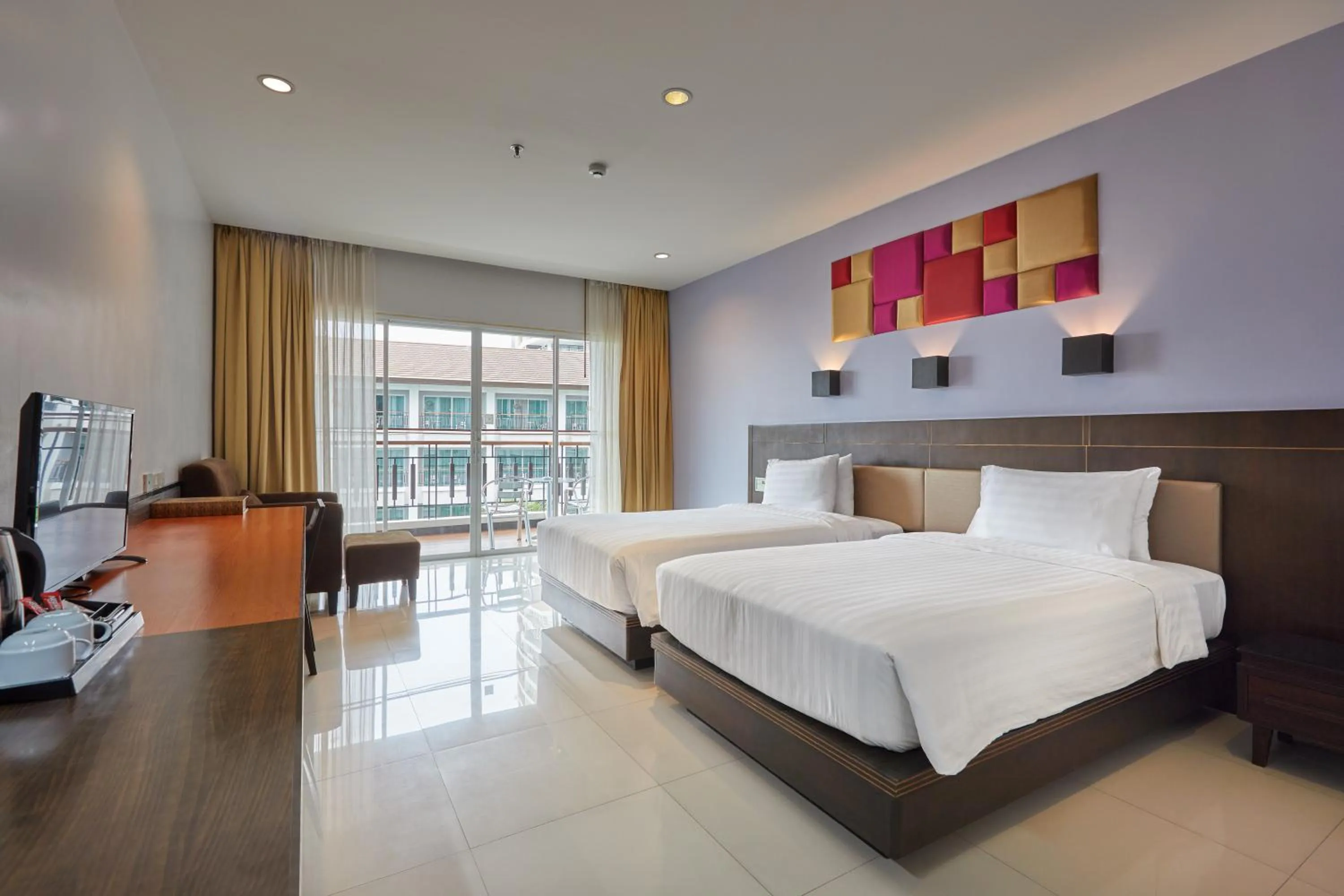 Deluxe Twin - High Floor South Wing in Welcome World Beachfront Resort