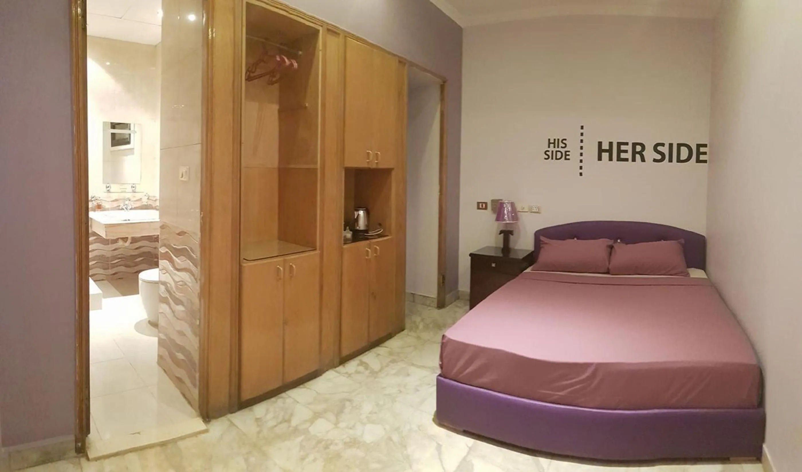 Photo of the whole room, Bed in Tahrir Square Hostel