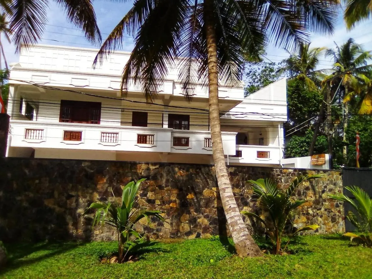 Mihira Gedara Apartments